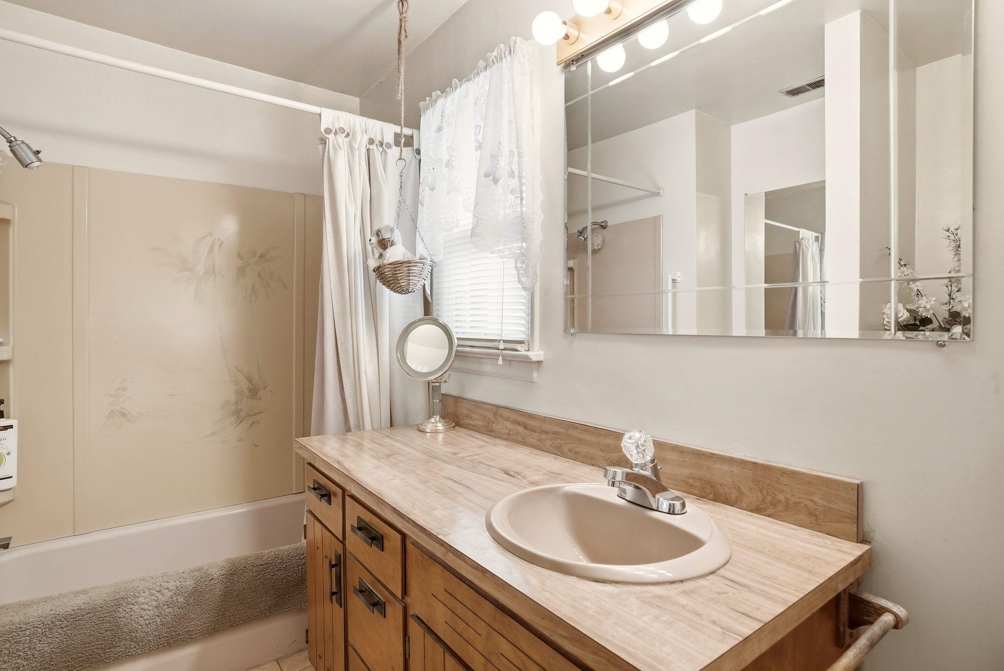 514 E Rich Ave - Photo 18