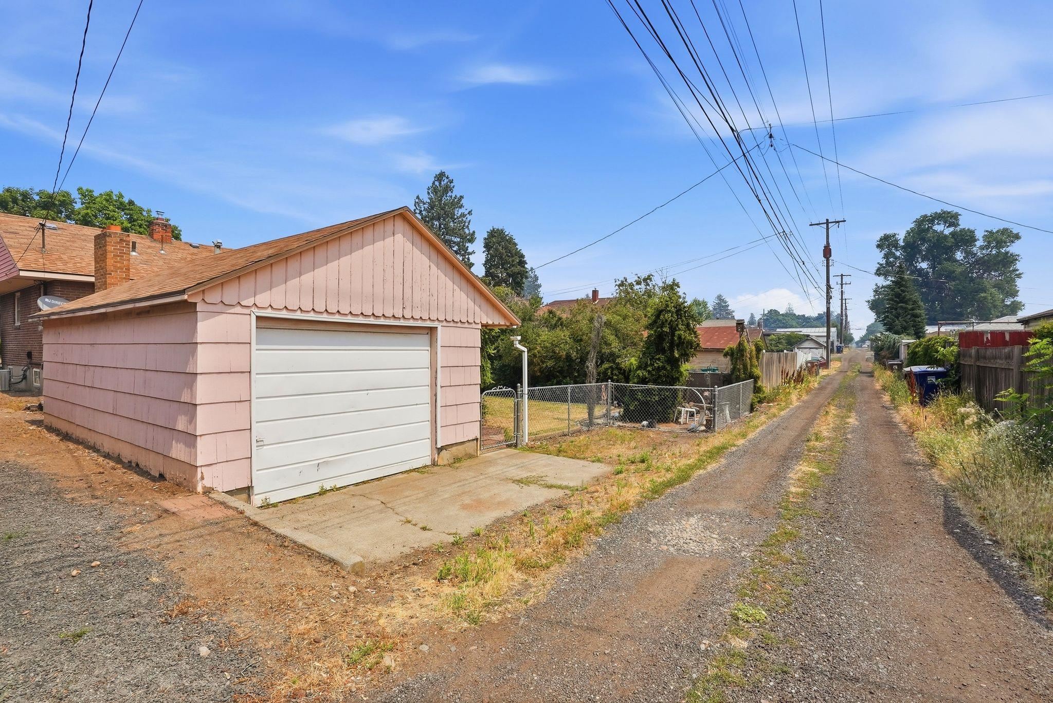 514 E Rich Ave - Photo 34