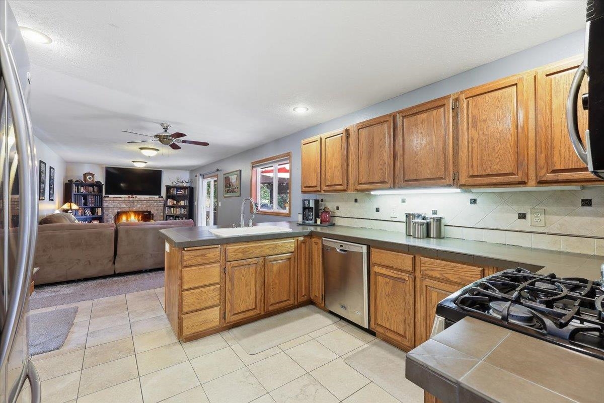 5710 S Rebecca St - Photo 14