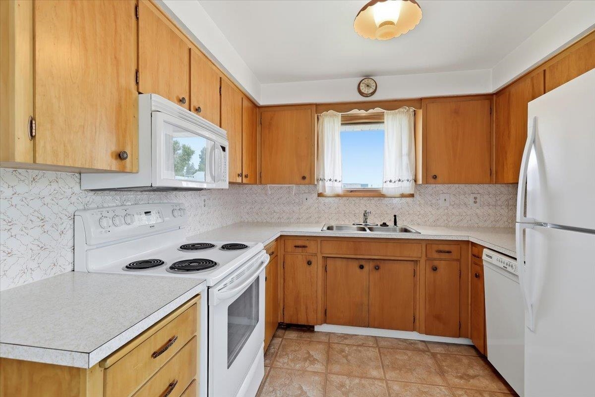530 E Rockwell Ave - Photo 6
