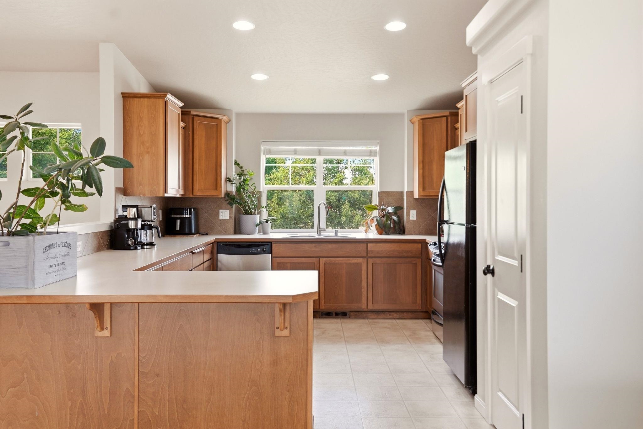 6906 N NAPA St - Photo 7