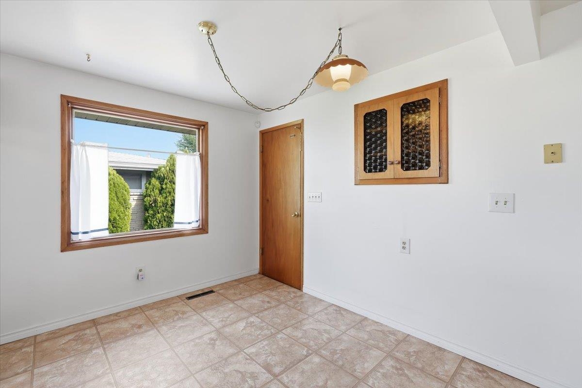 530 E Rockwell Ave - Photo 9