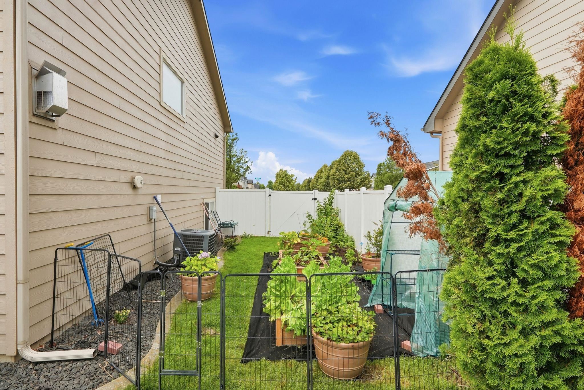 6906 N NAPA St - Photo 24