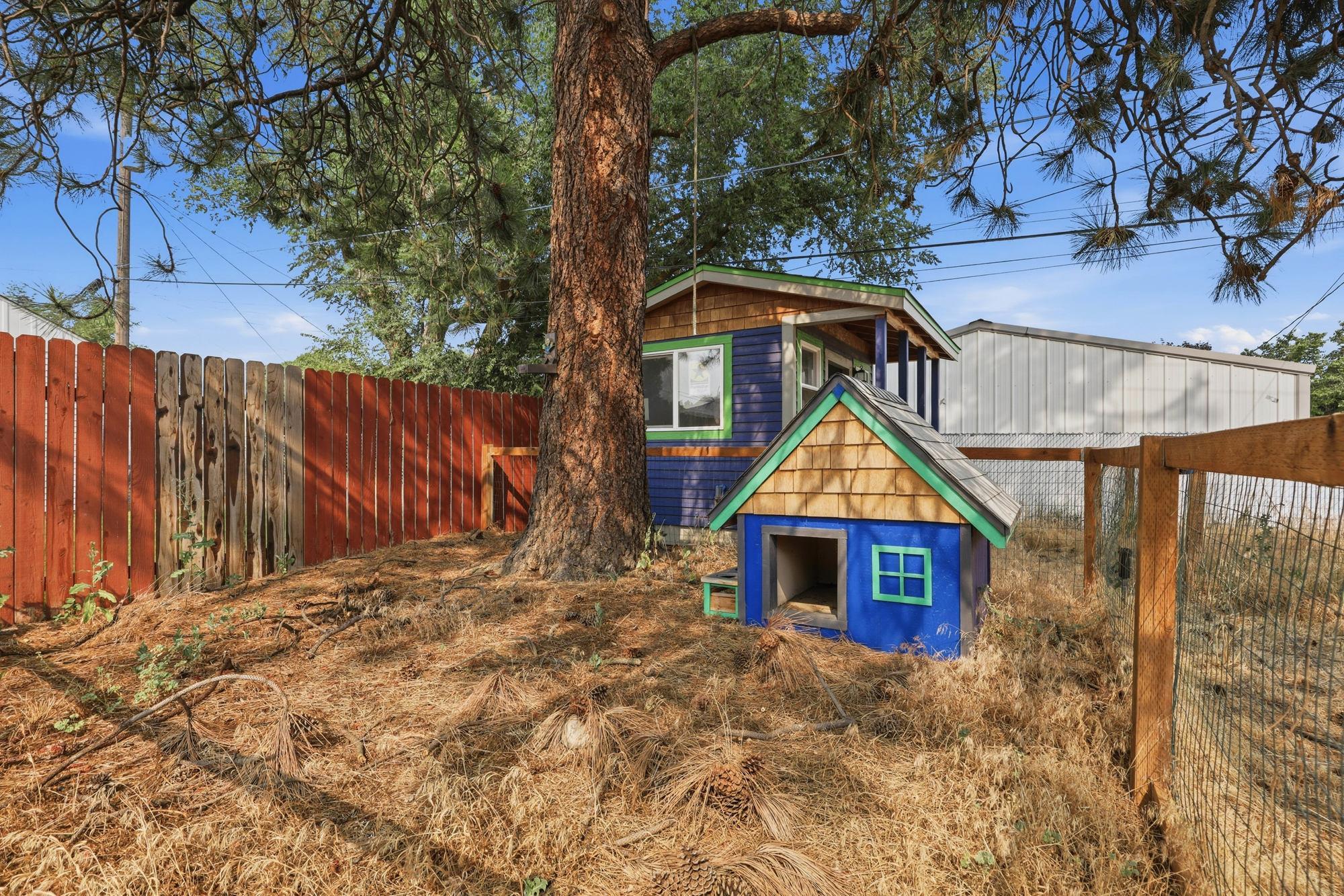 5704 N Milton St - Photo 21