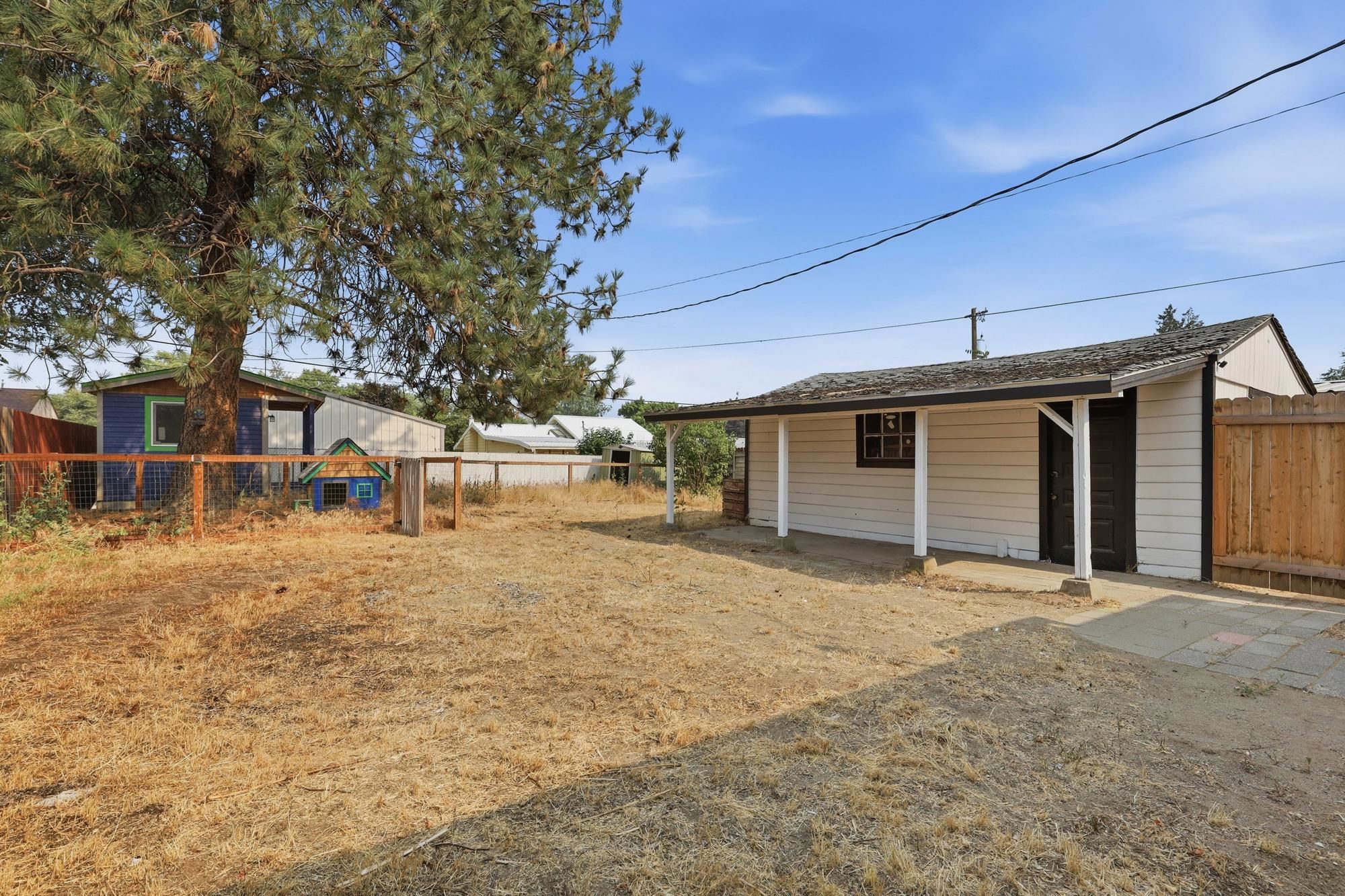 5704 N Milton St - Photo 24