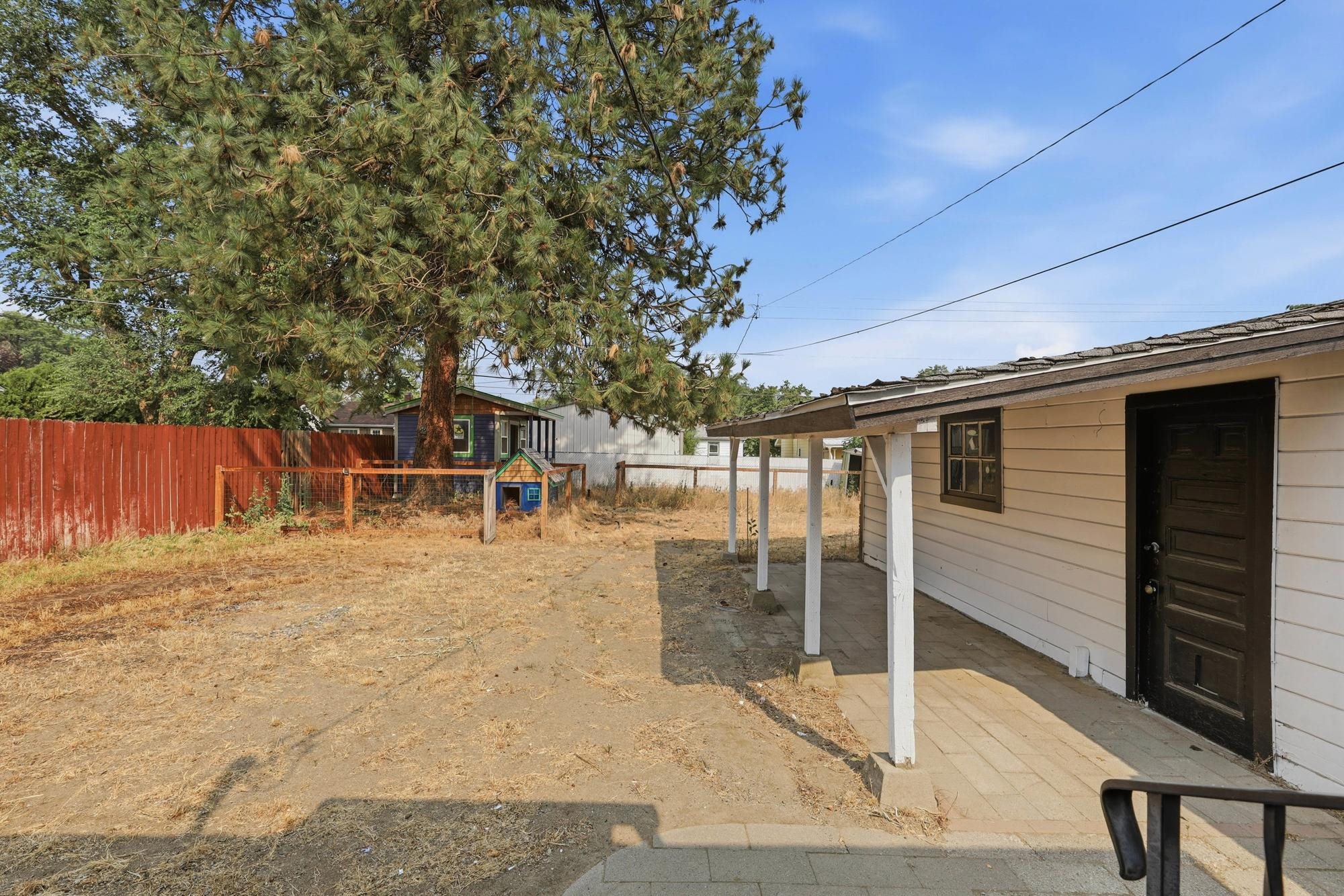 5704 N Milton St - Photo 27