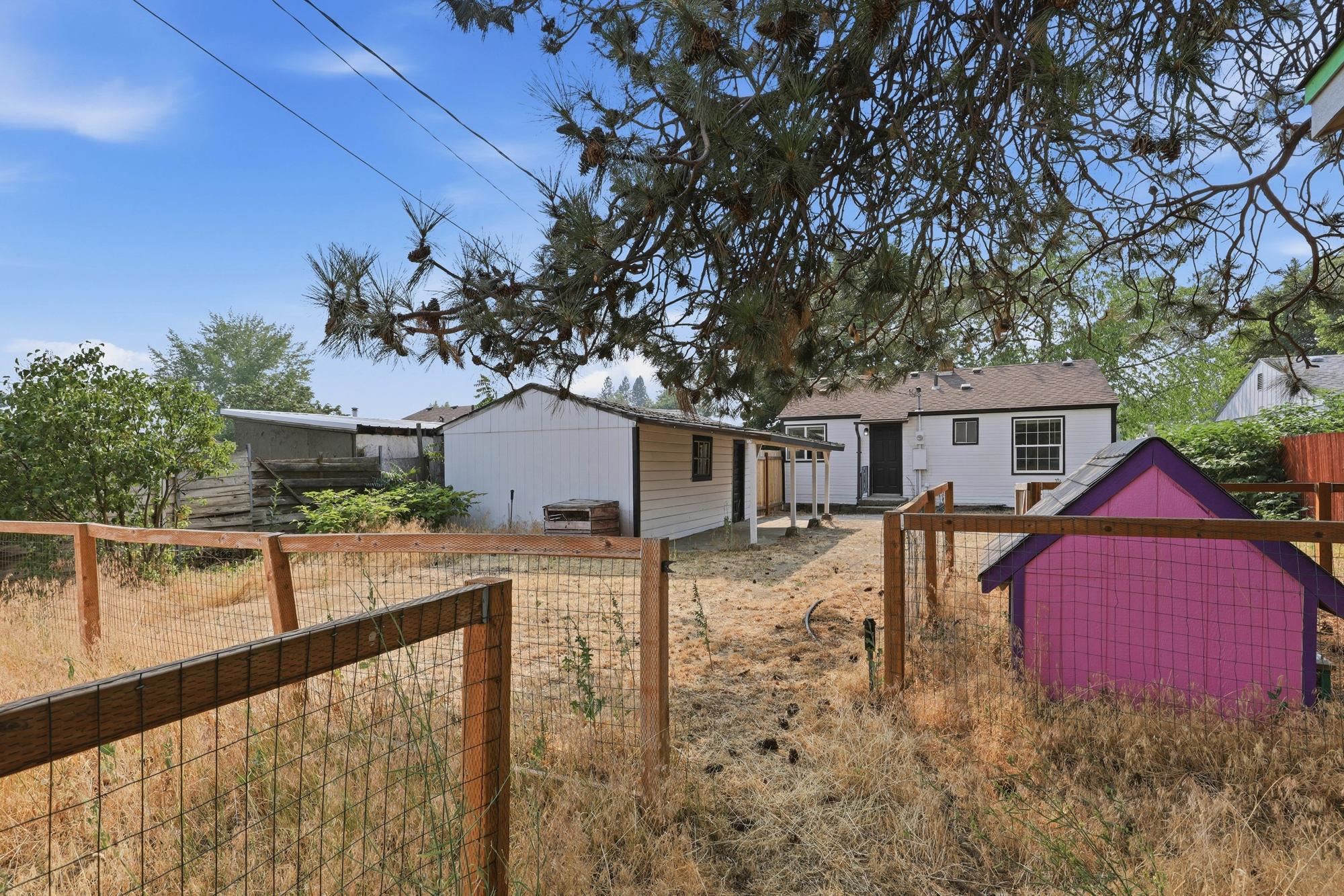 5704 N Milton St - Photo 28