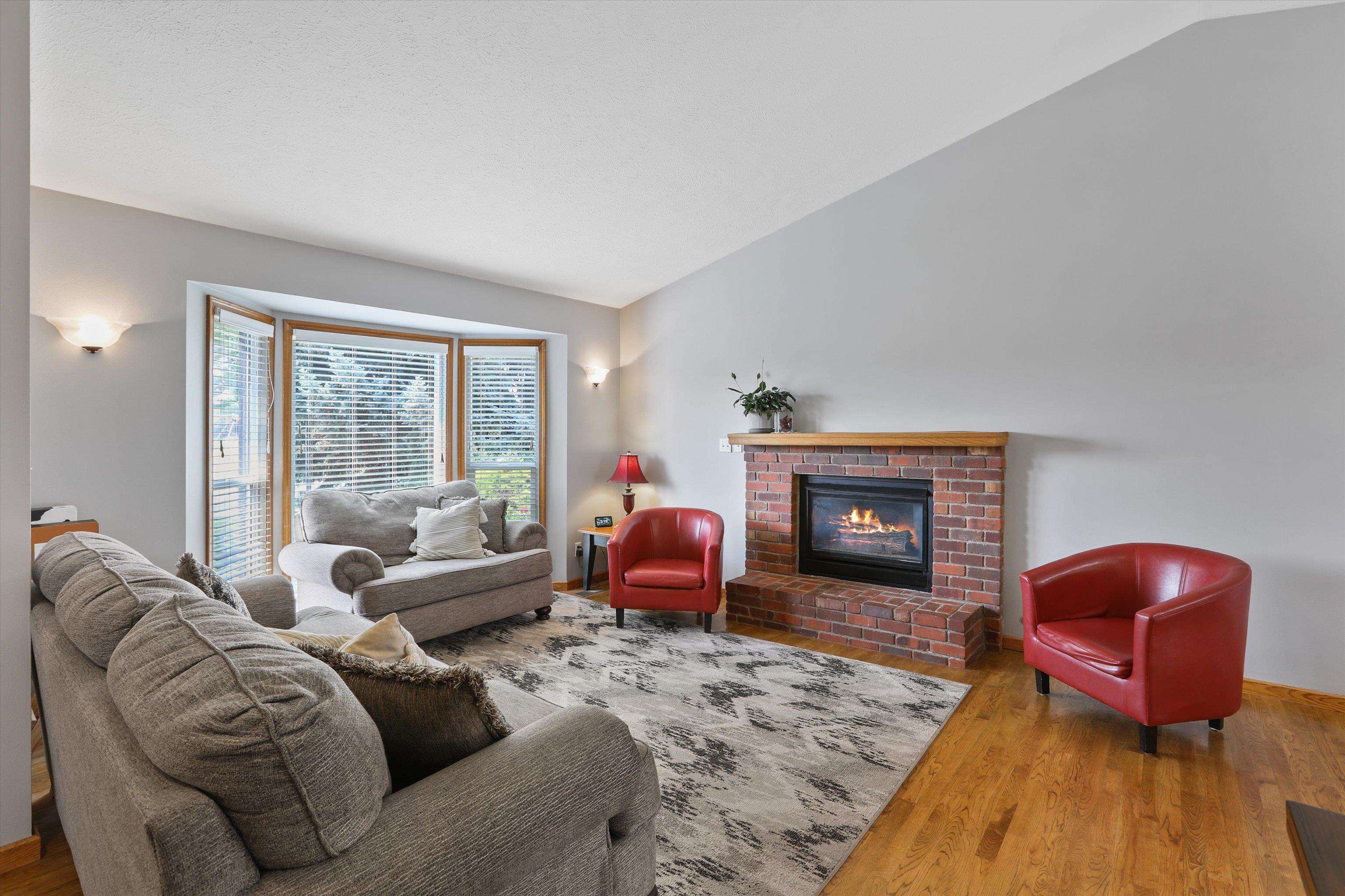 1805 S Timberlane Dr - Photo 5