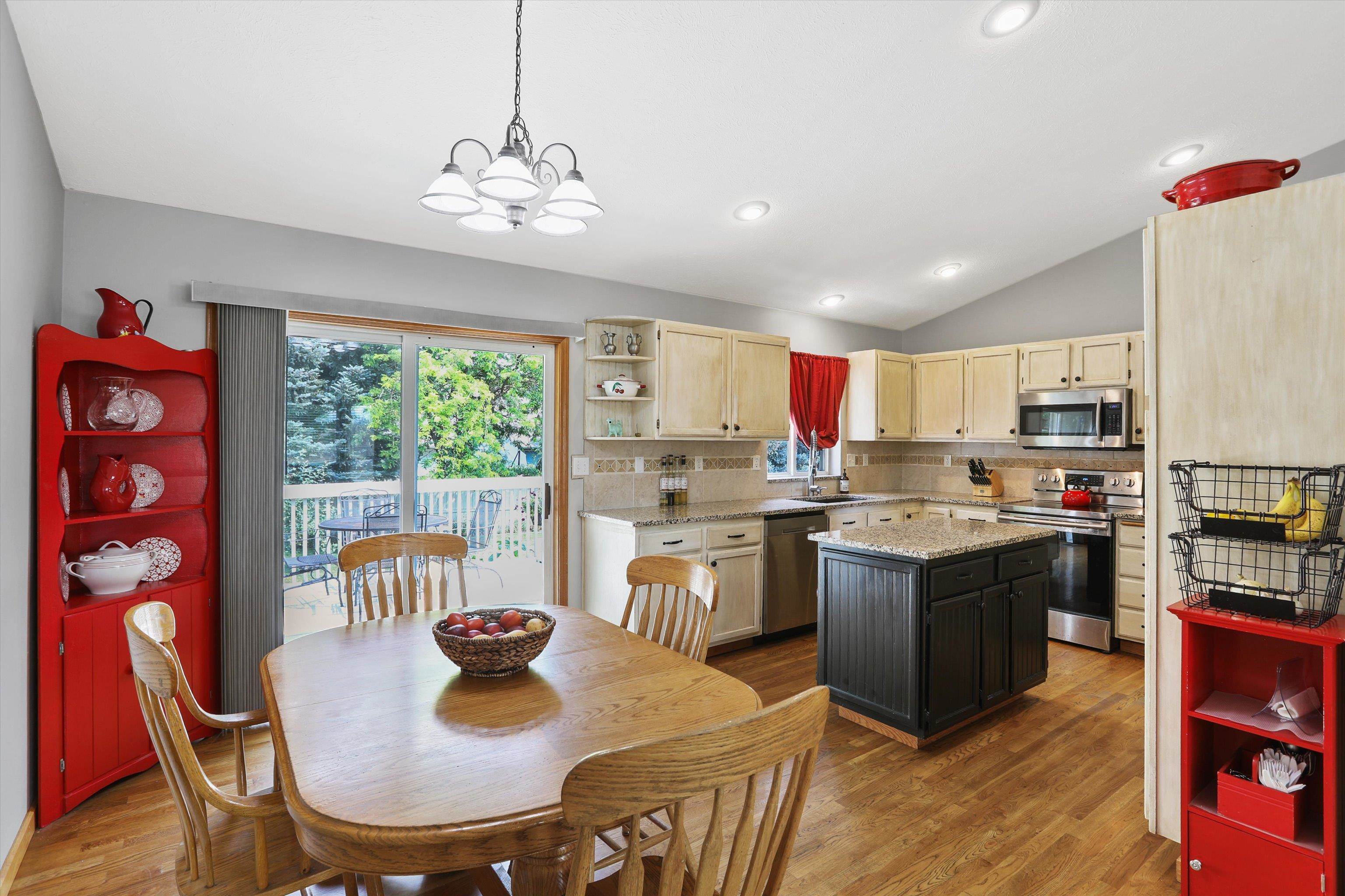 1805 S Timberlane Dr - Photo 9