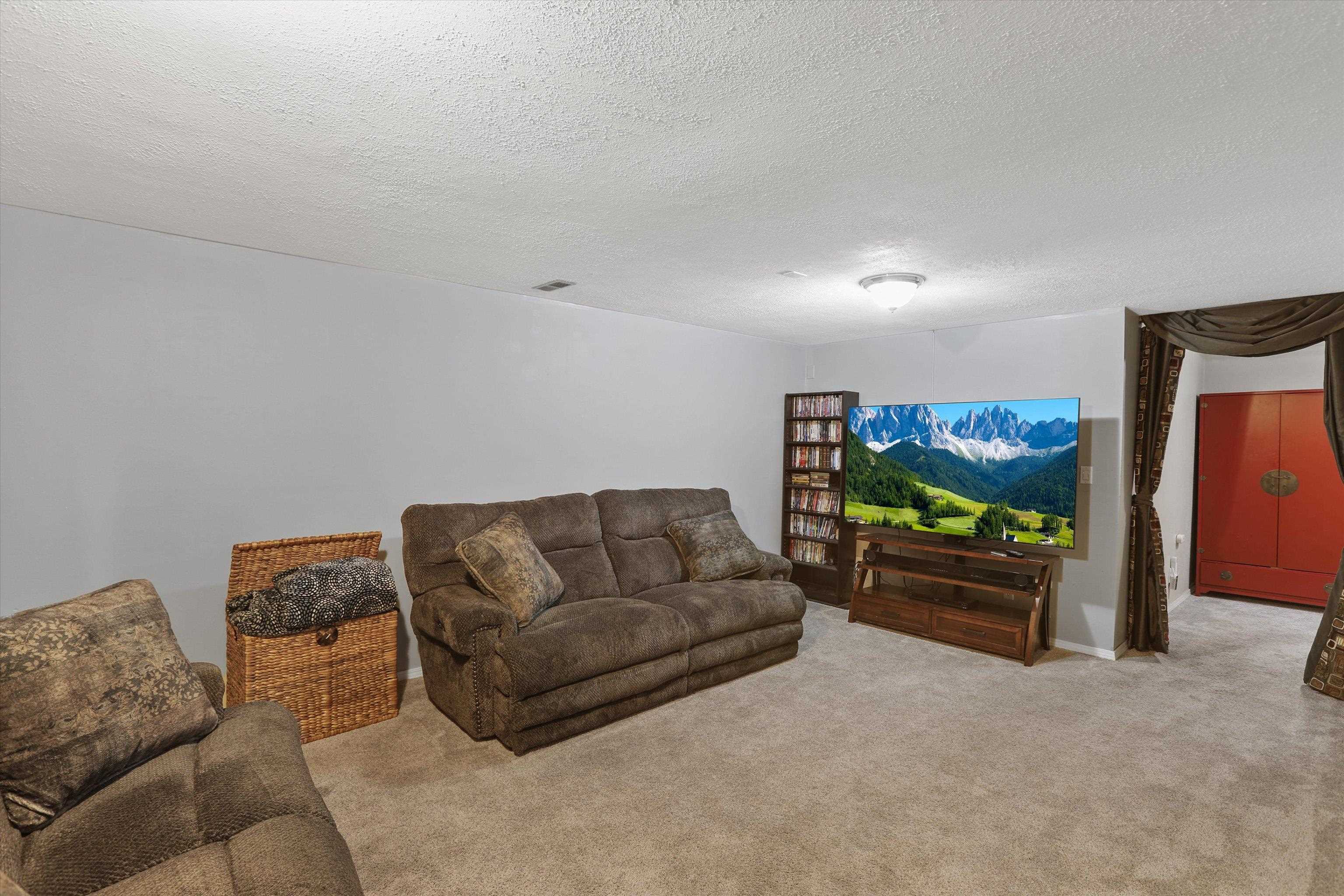 1805 S Timberlane Dr - Photo 22