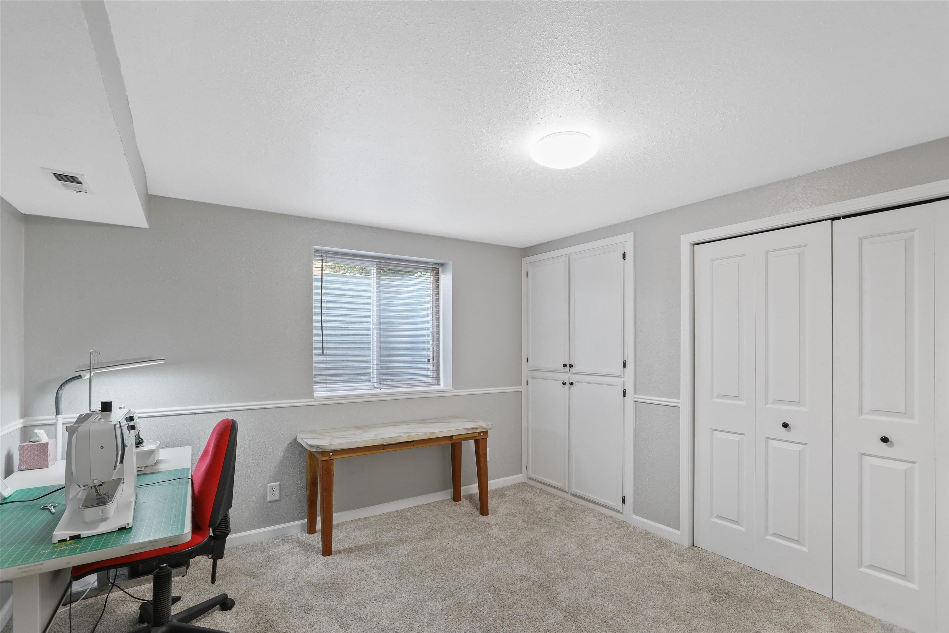 1805 S Timberlane Dr - Photo 24