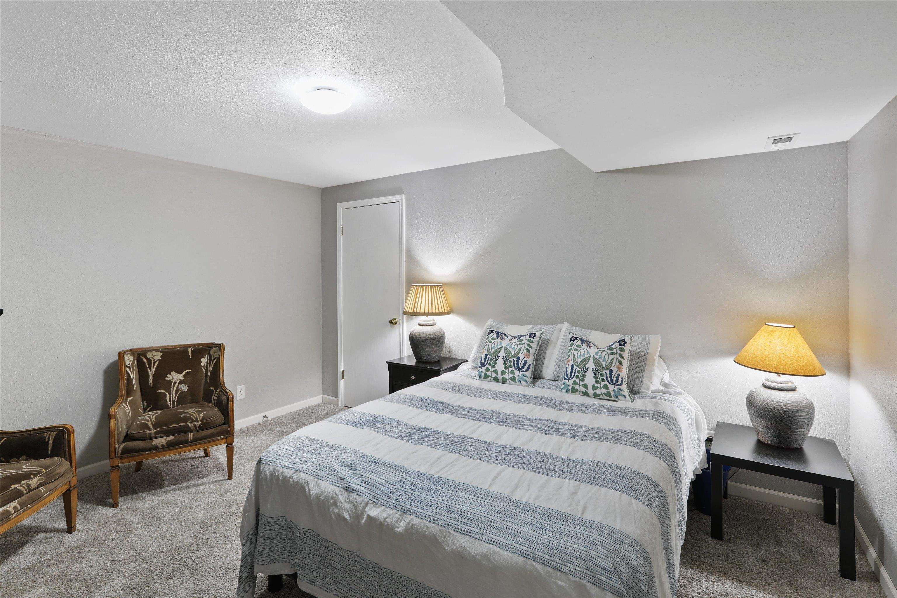 1805 S Timberlane Dr - Photo 30