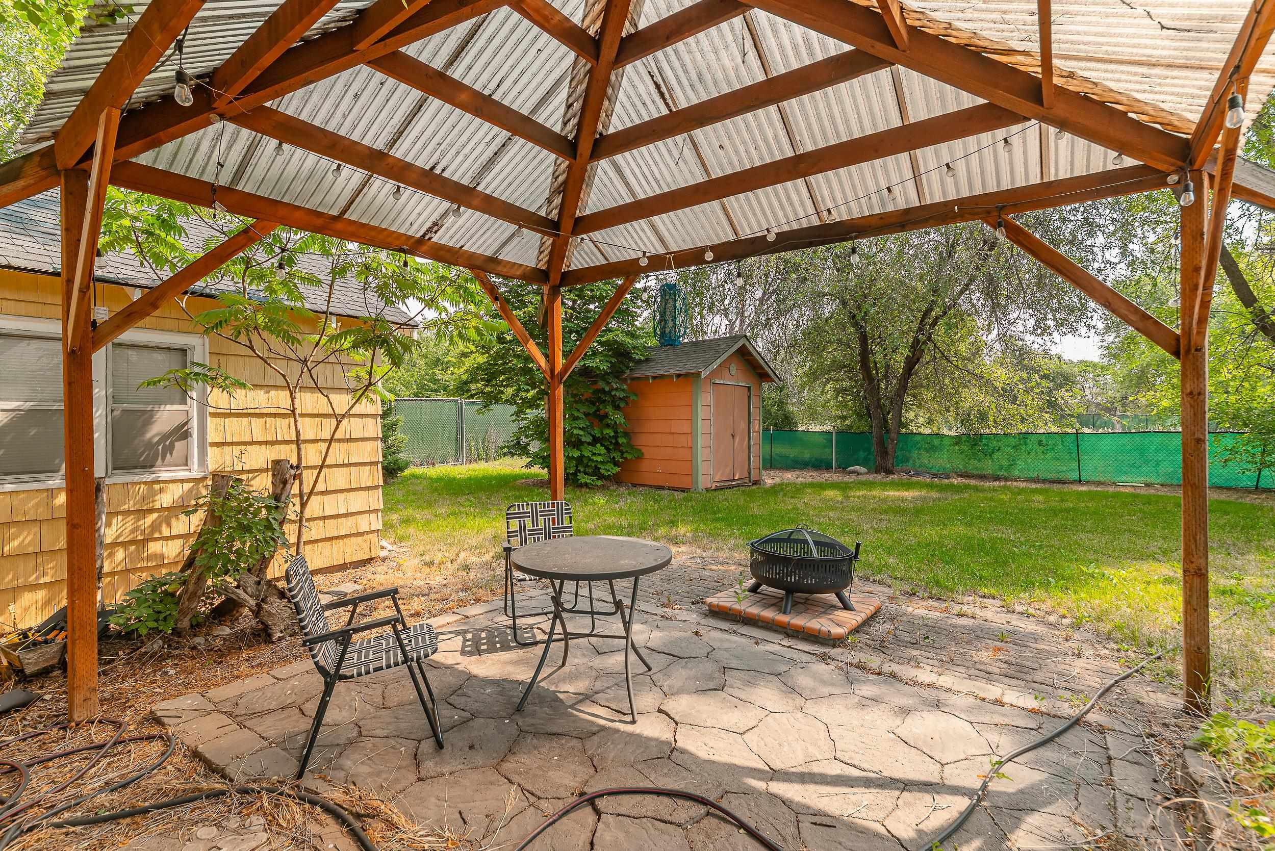 104 N Farr Rd - Photo 32