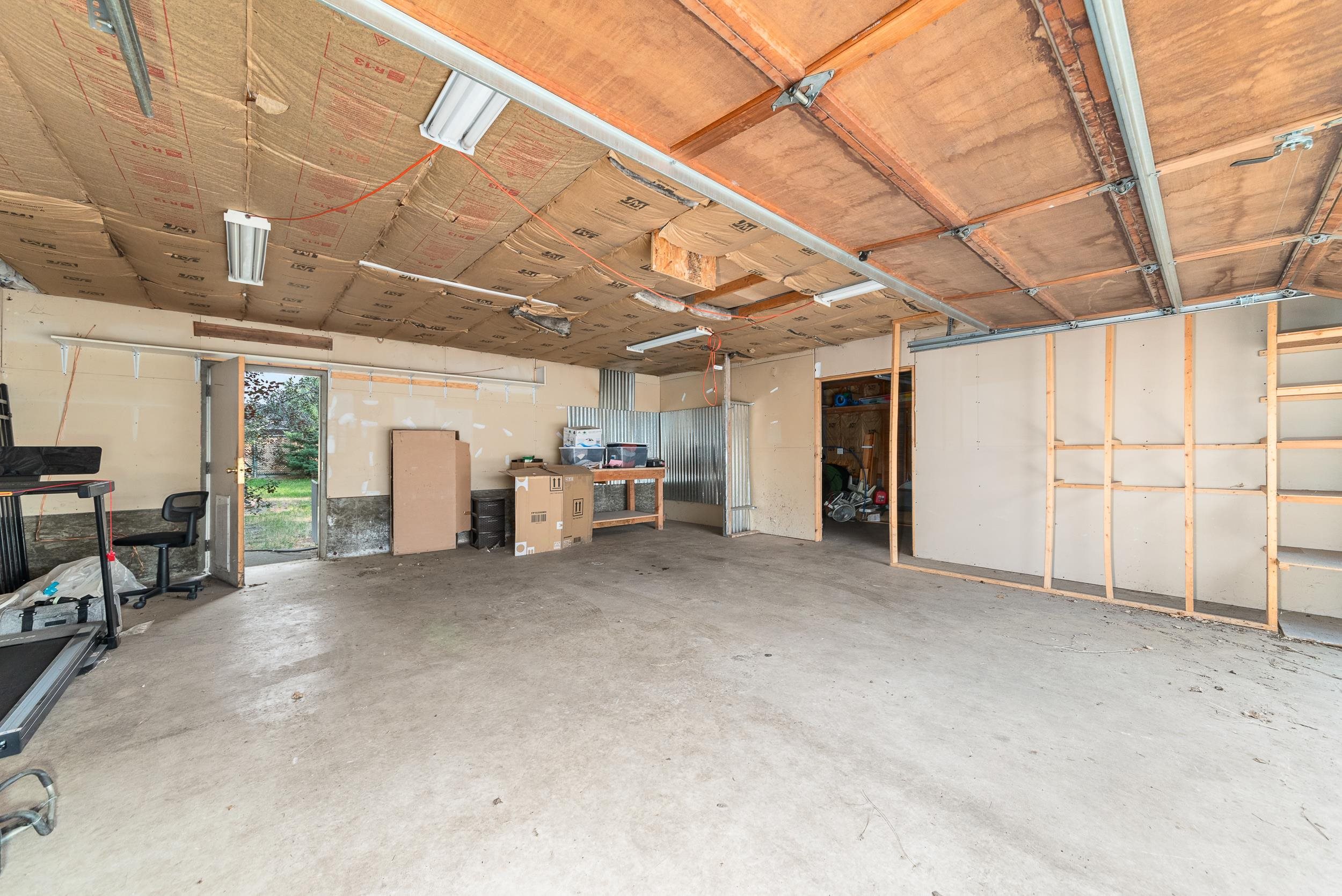 104 N Farr Rd - Photo 38
