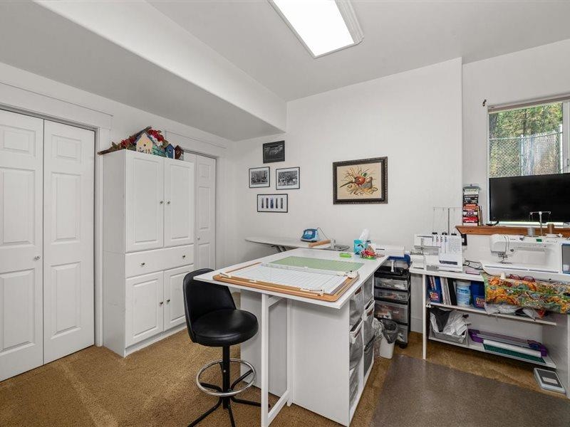720 W FENDER Rd - Photo 17