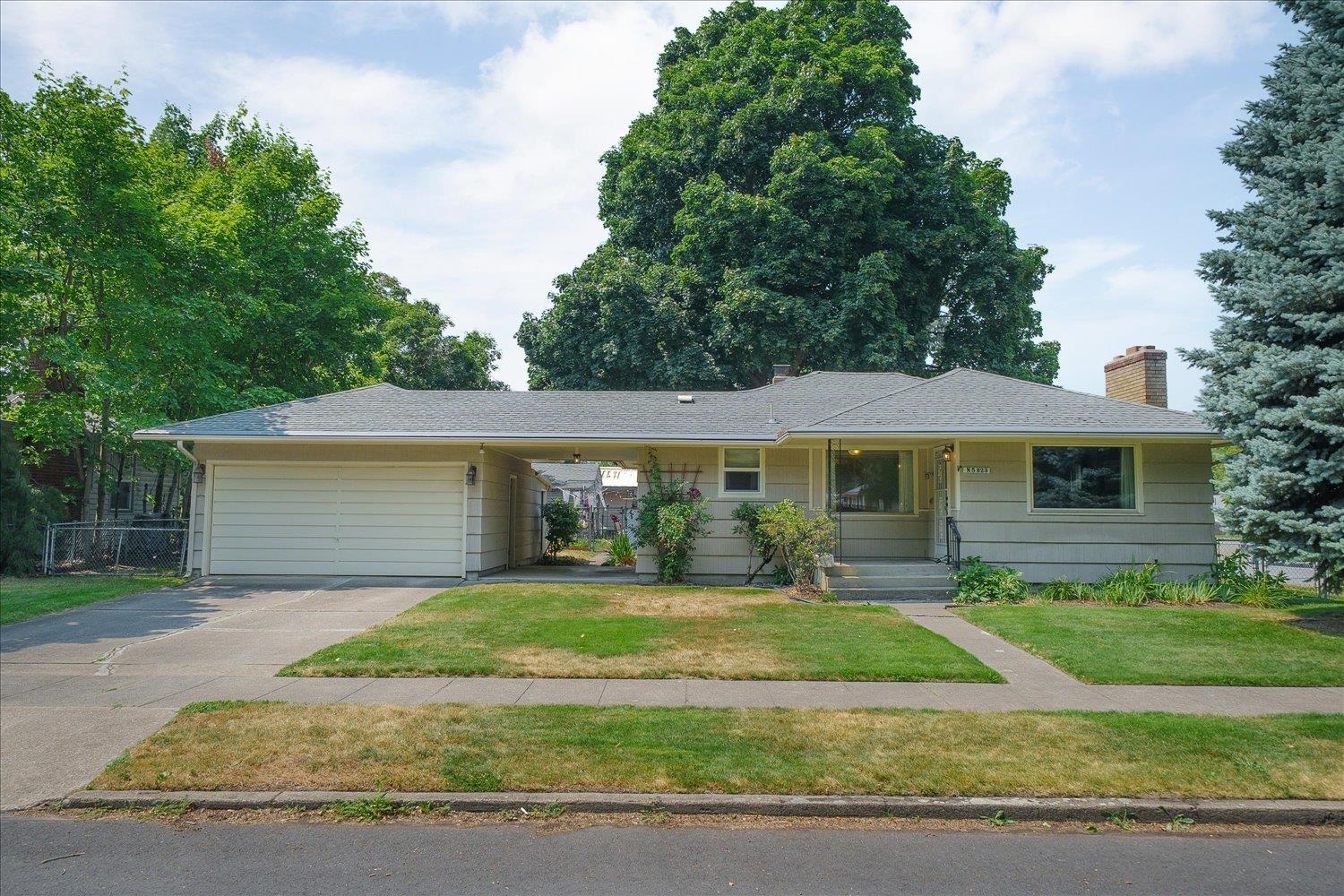 5823 N Post St - Photo 2