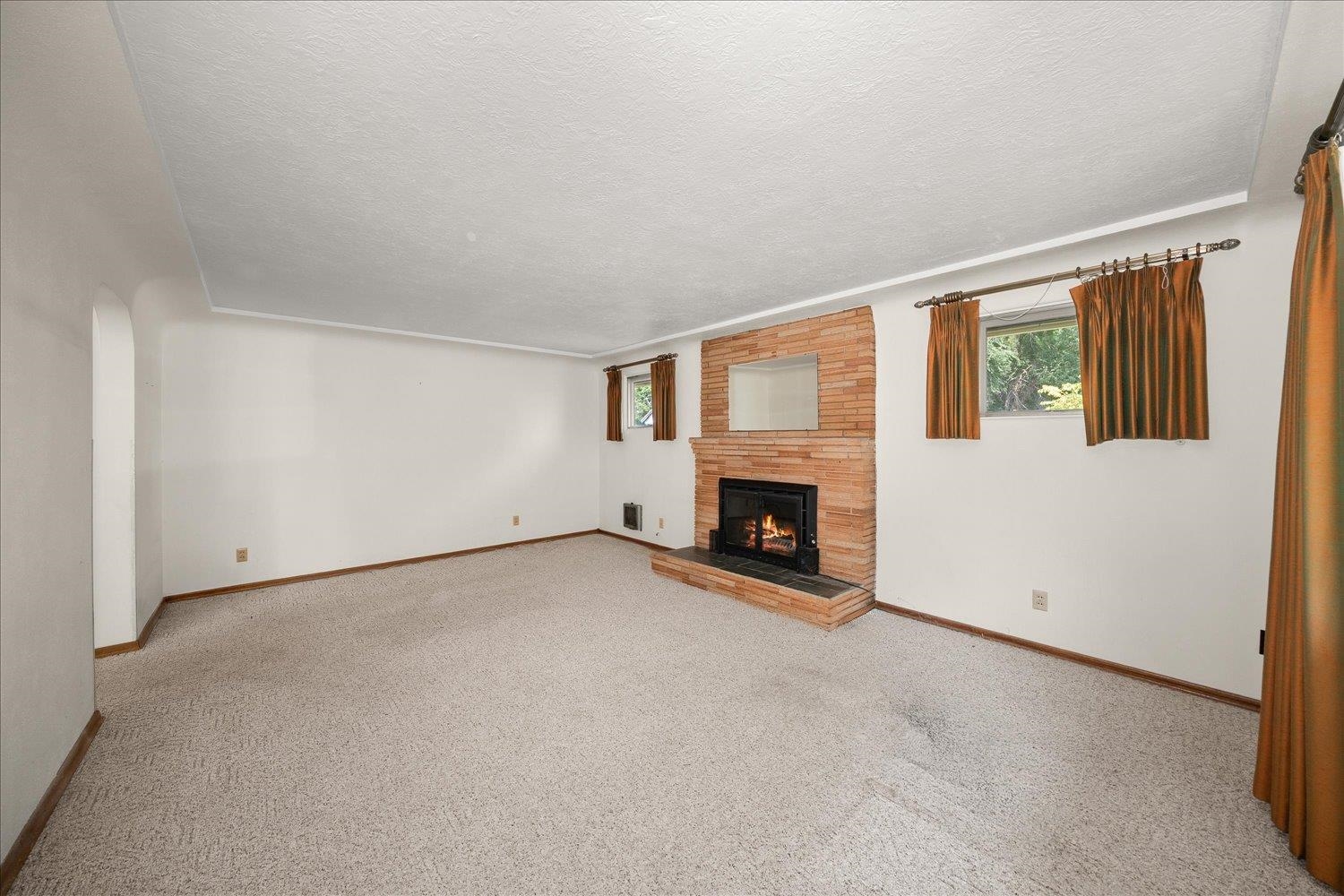 5823 N Post St - Photo 6