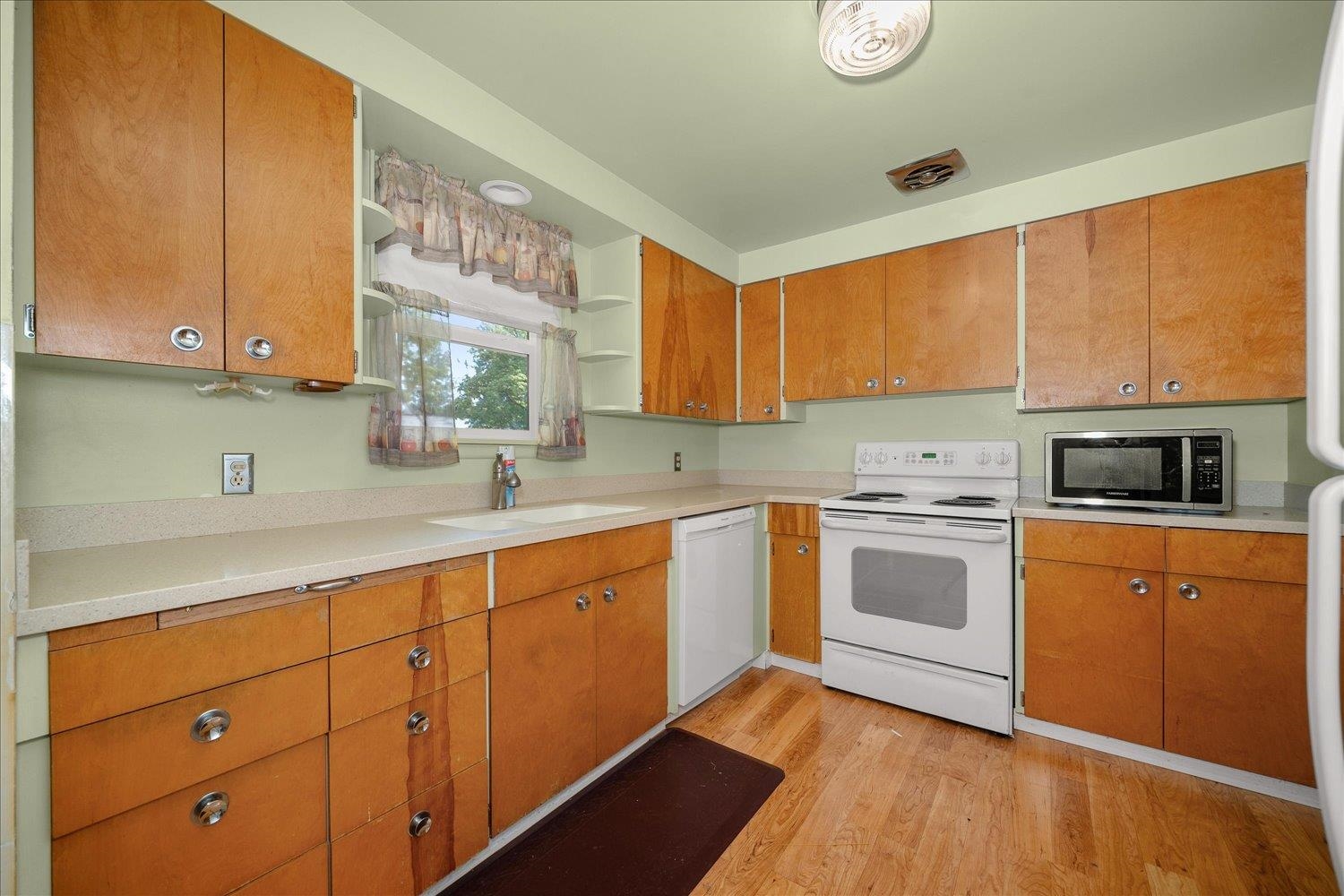 5823 N Post St - Photo 14
