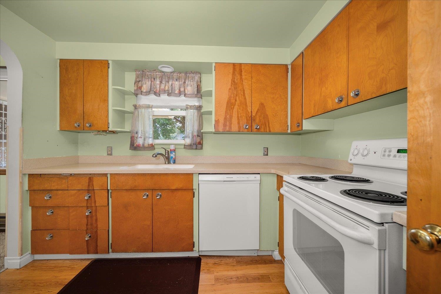 5823 N Post St - Photo 15