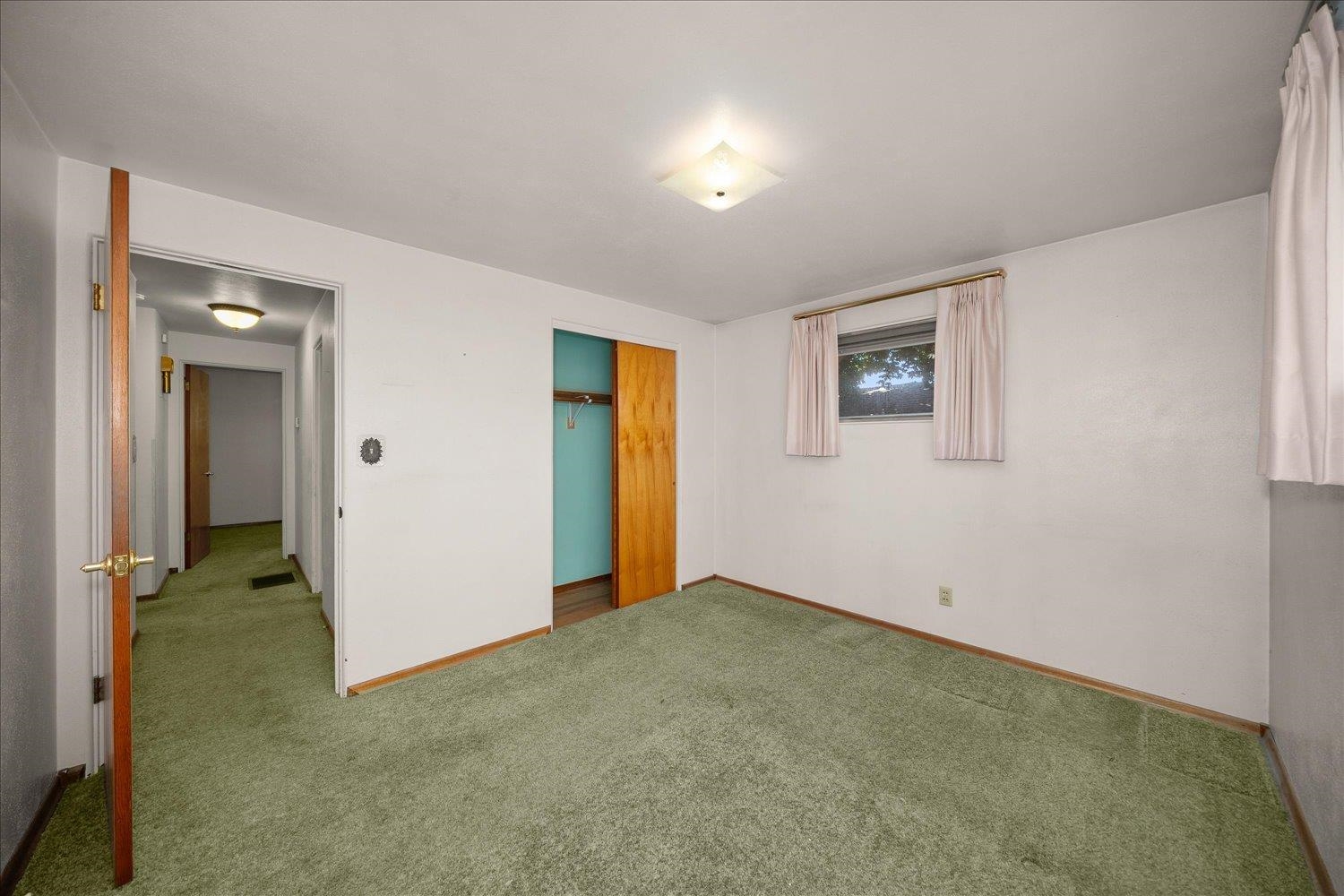 5823 N Post St - Photo 17