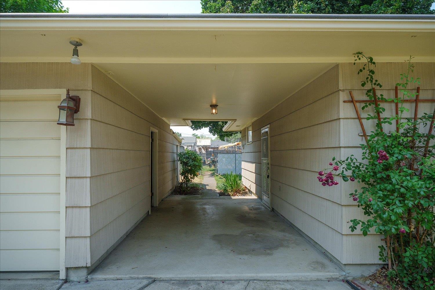 5823 N Post St - Photo 28