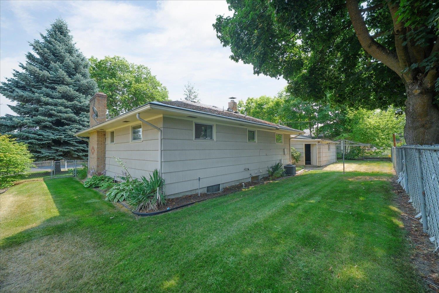 5823 N Post St - Photo 34
