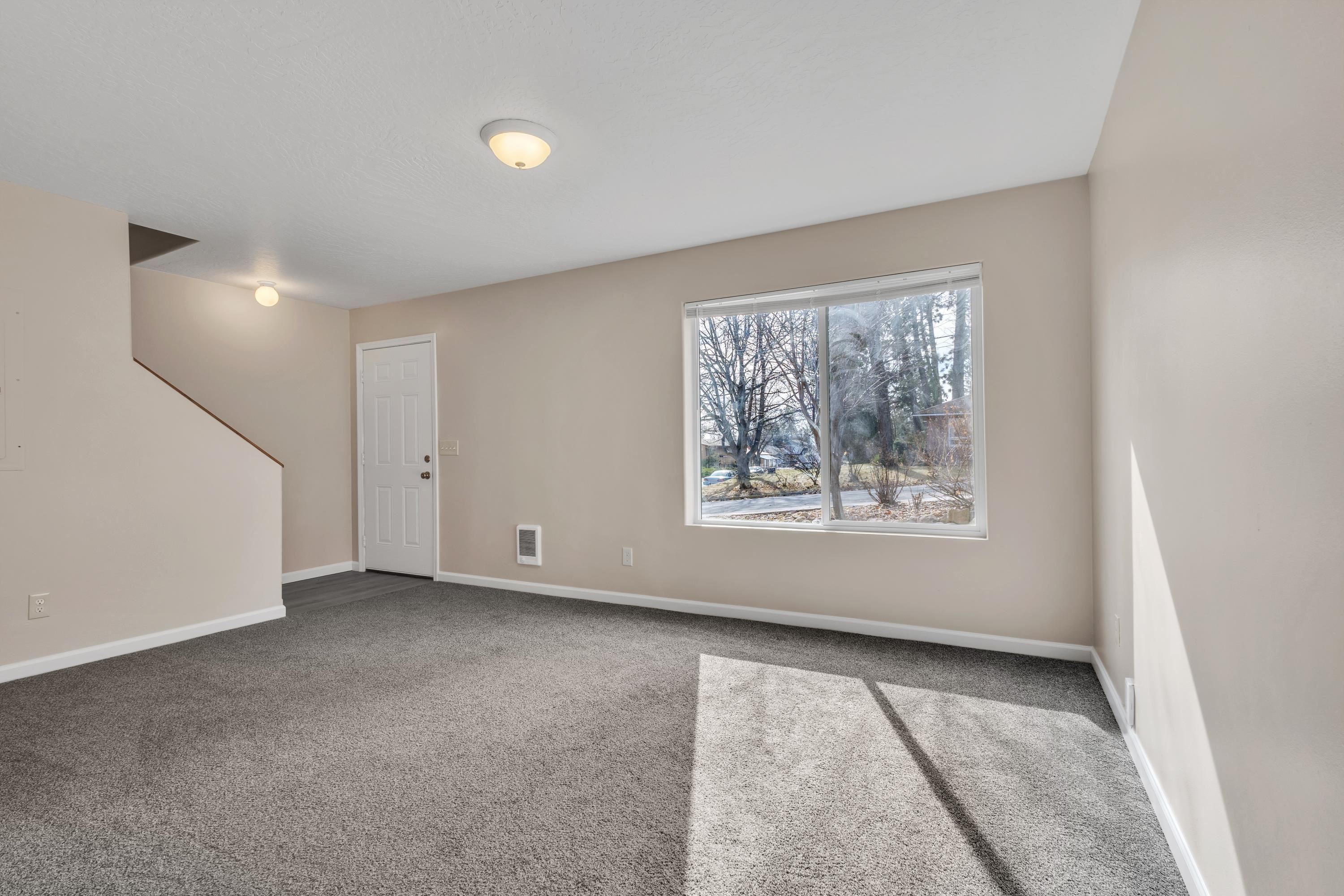 501 K St - Photo 5