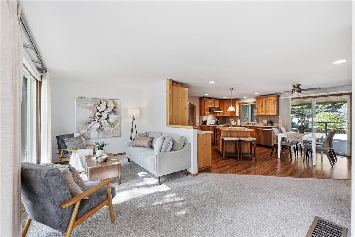 5321 N Evergreen Rd - Photo 4