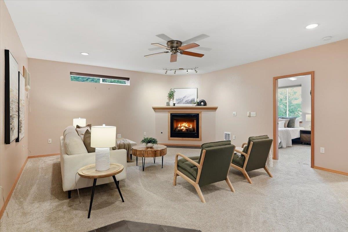 5321 N Evergreen Rd - Photo 7