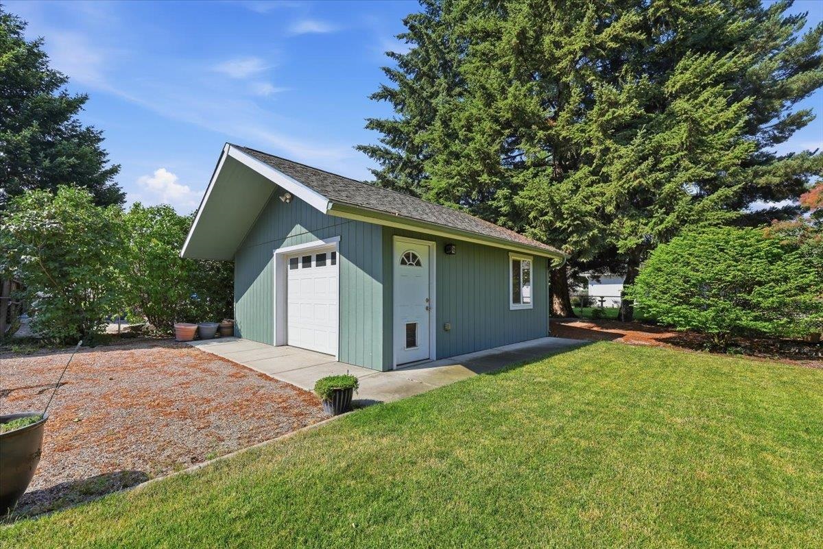 5321 N Evergreen Rd - Photo 20