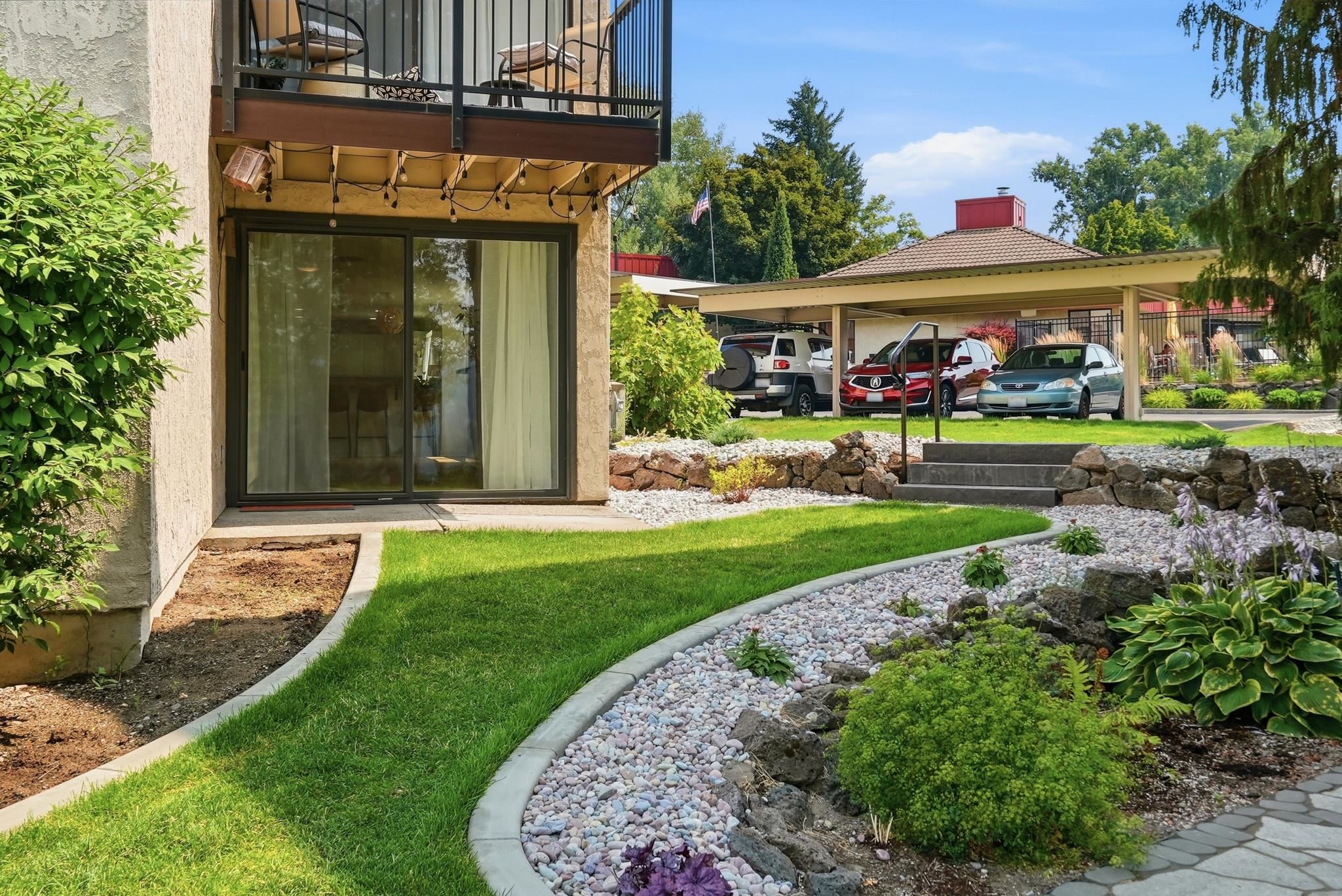 170 S Coeur D'Alene St - Photo 2