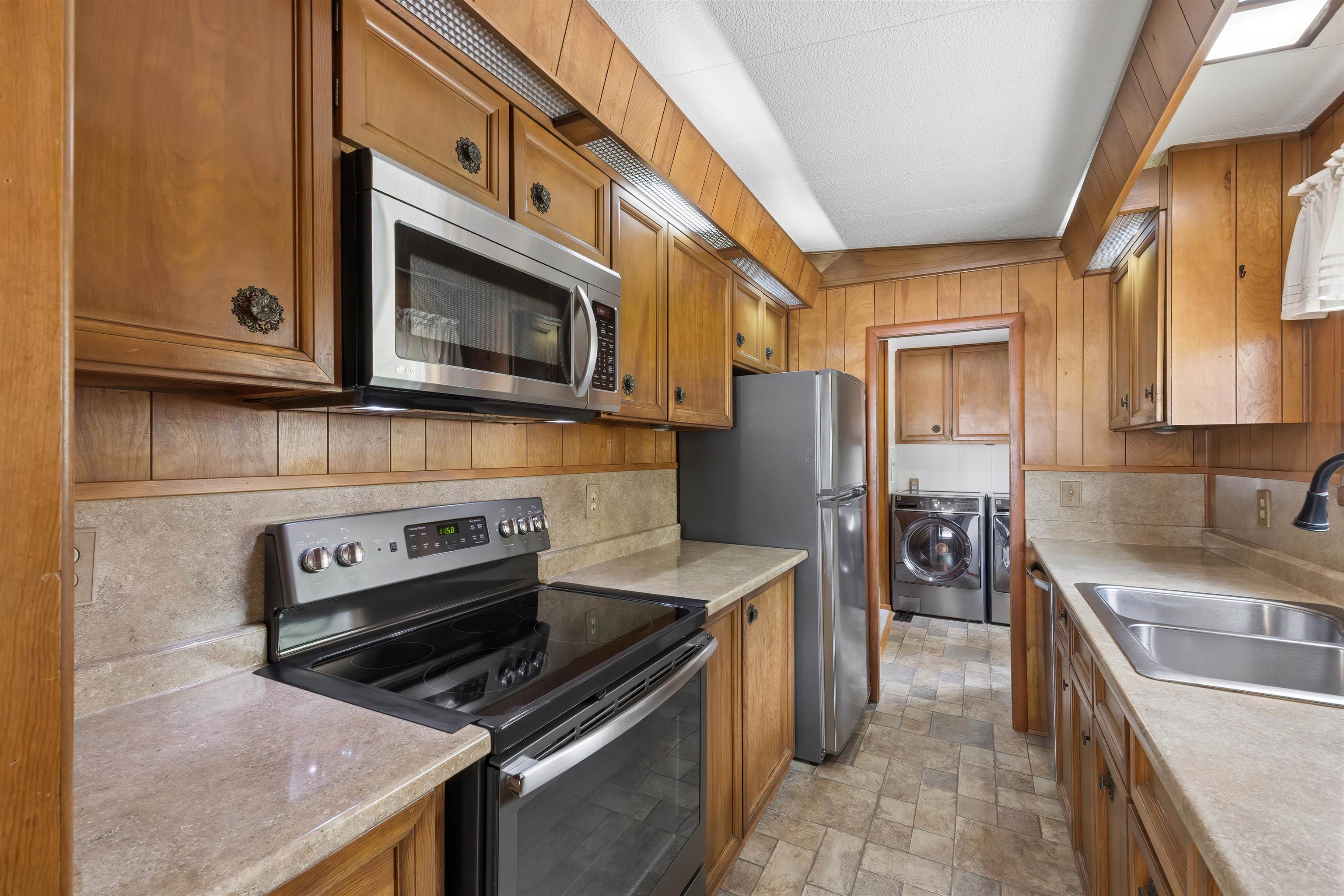 31315 N Cedar Rd - Photo 15
