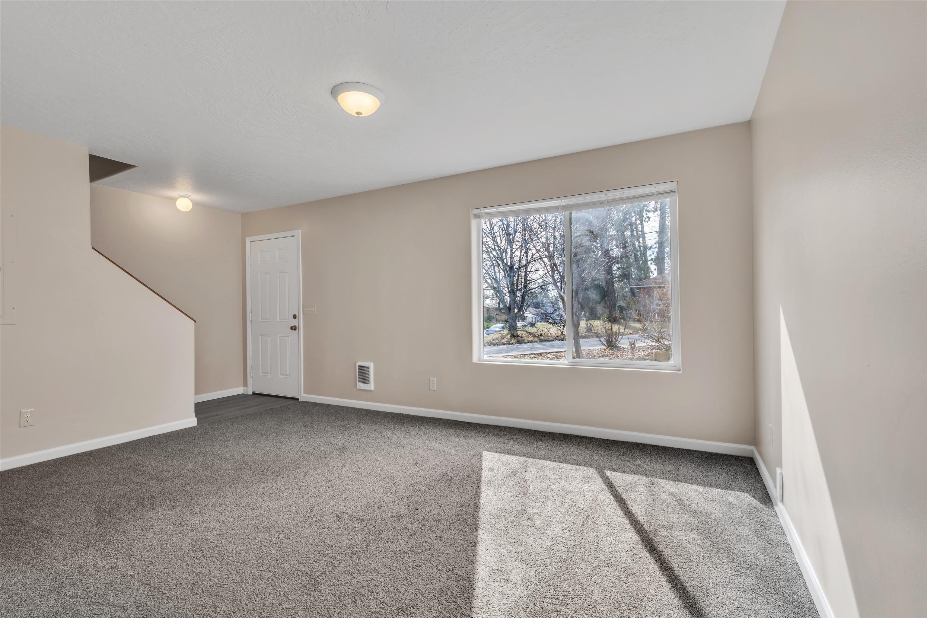 501 K St - Photo 5