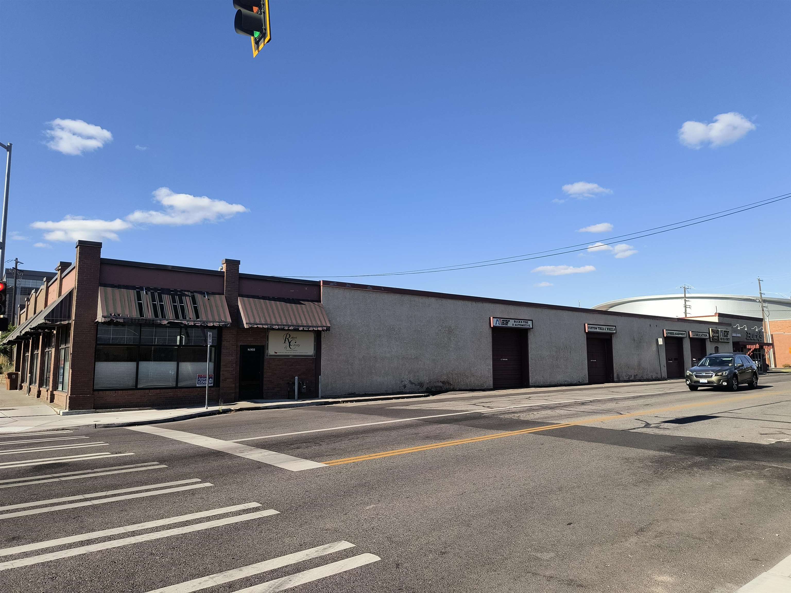 902 N Monroe St - Photo 3
