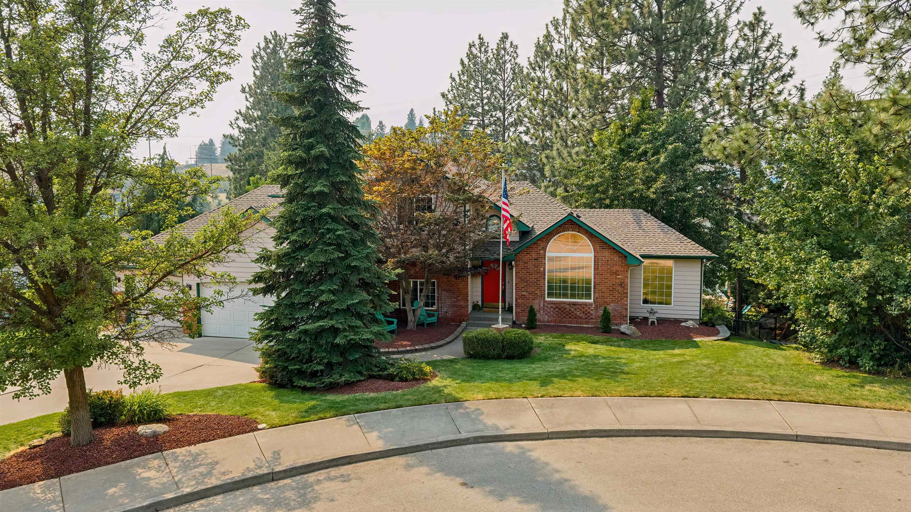 5923 N Northwood Dr - Photo 2