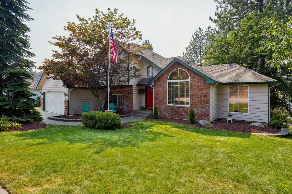 5923 N Northwood Dr - Photo 1