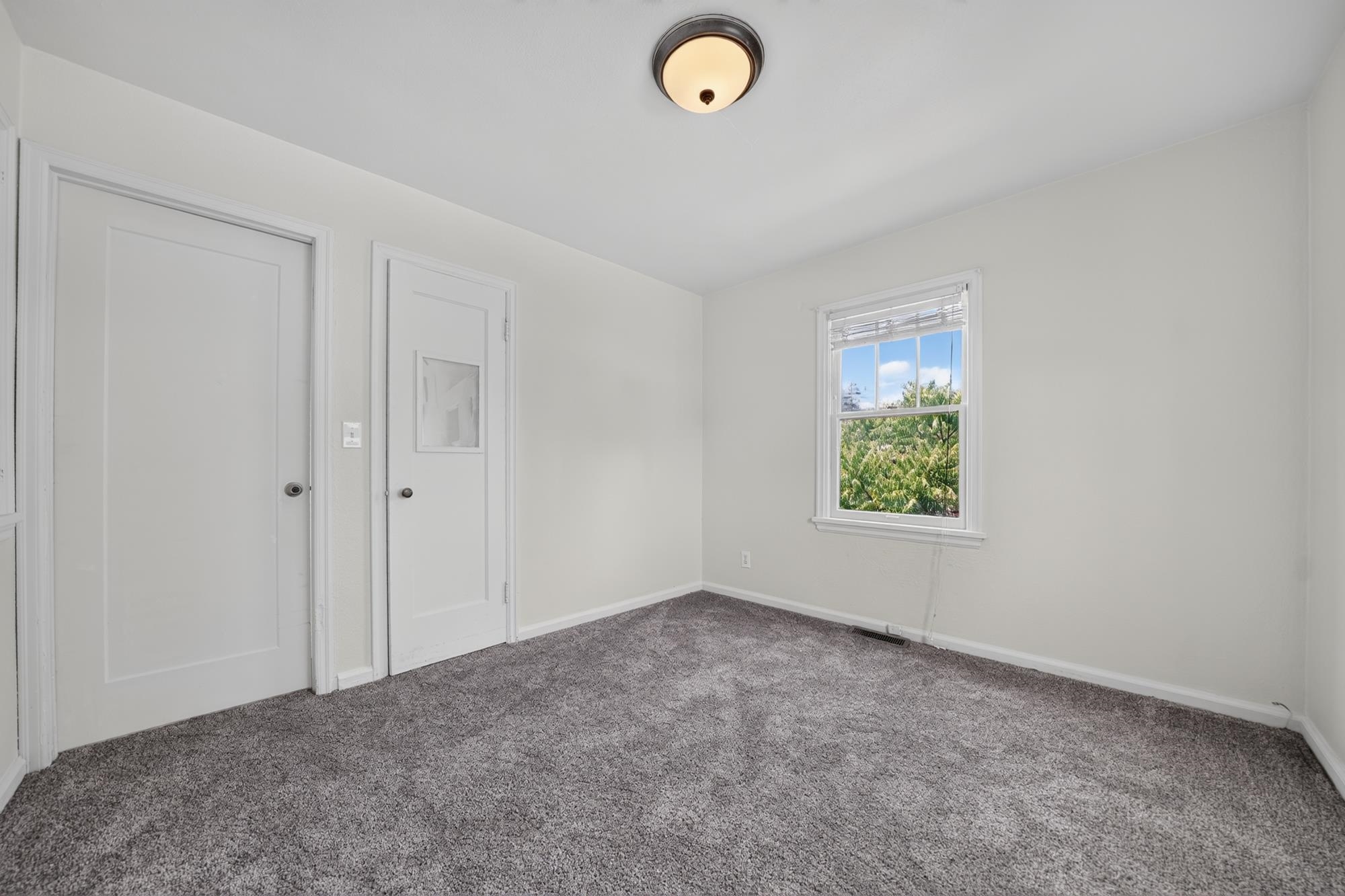 2921 E Hoffman Ave - Photo 8