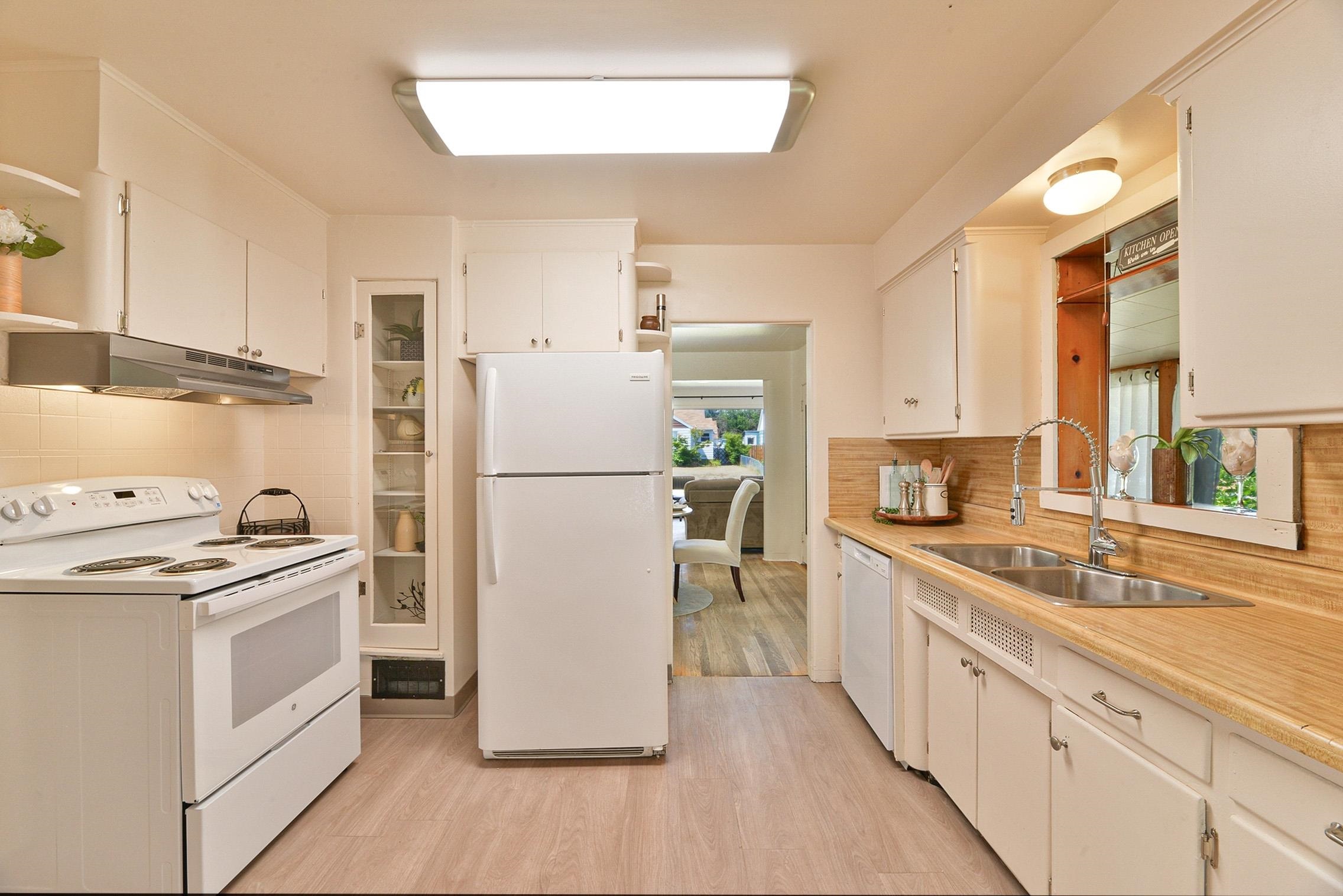 4008 N Adams St - Photo 8