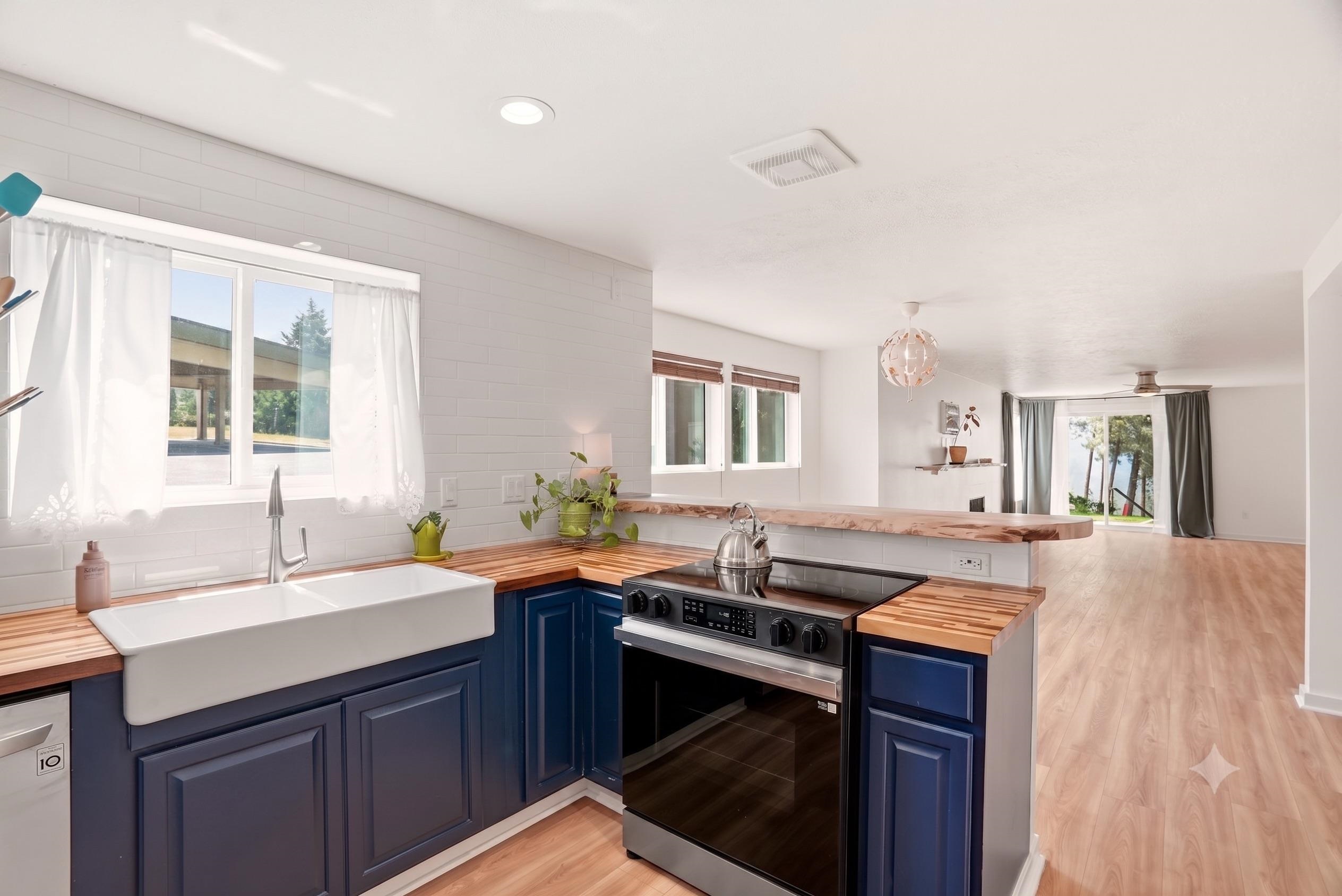 170 S Coeur D'Alene St - Photo 3