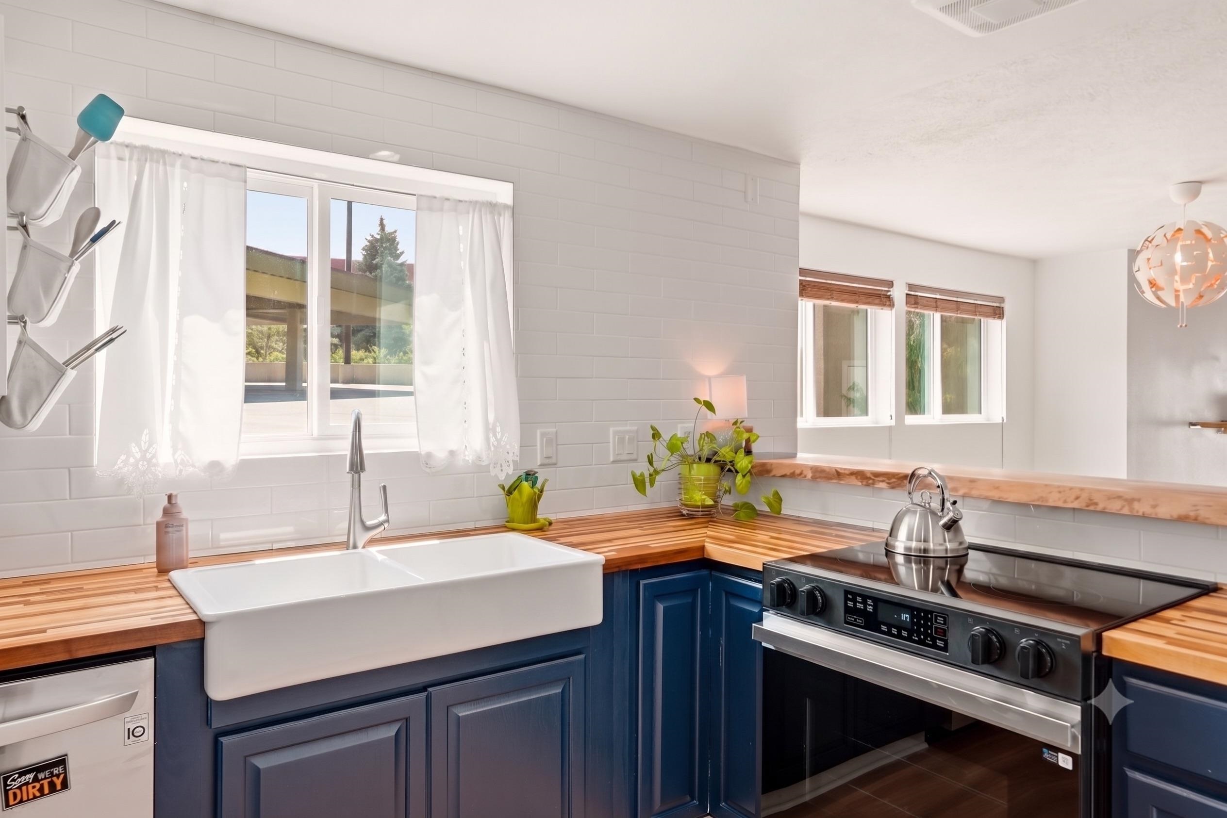170 S Coeur D'Alene St - Photo 4