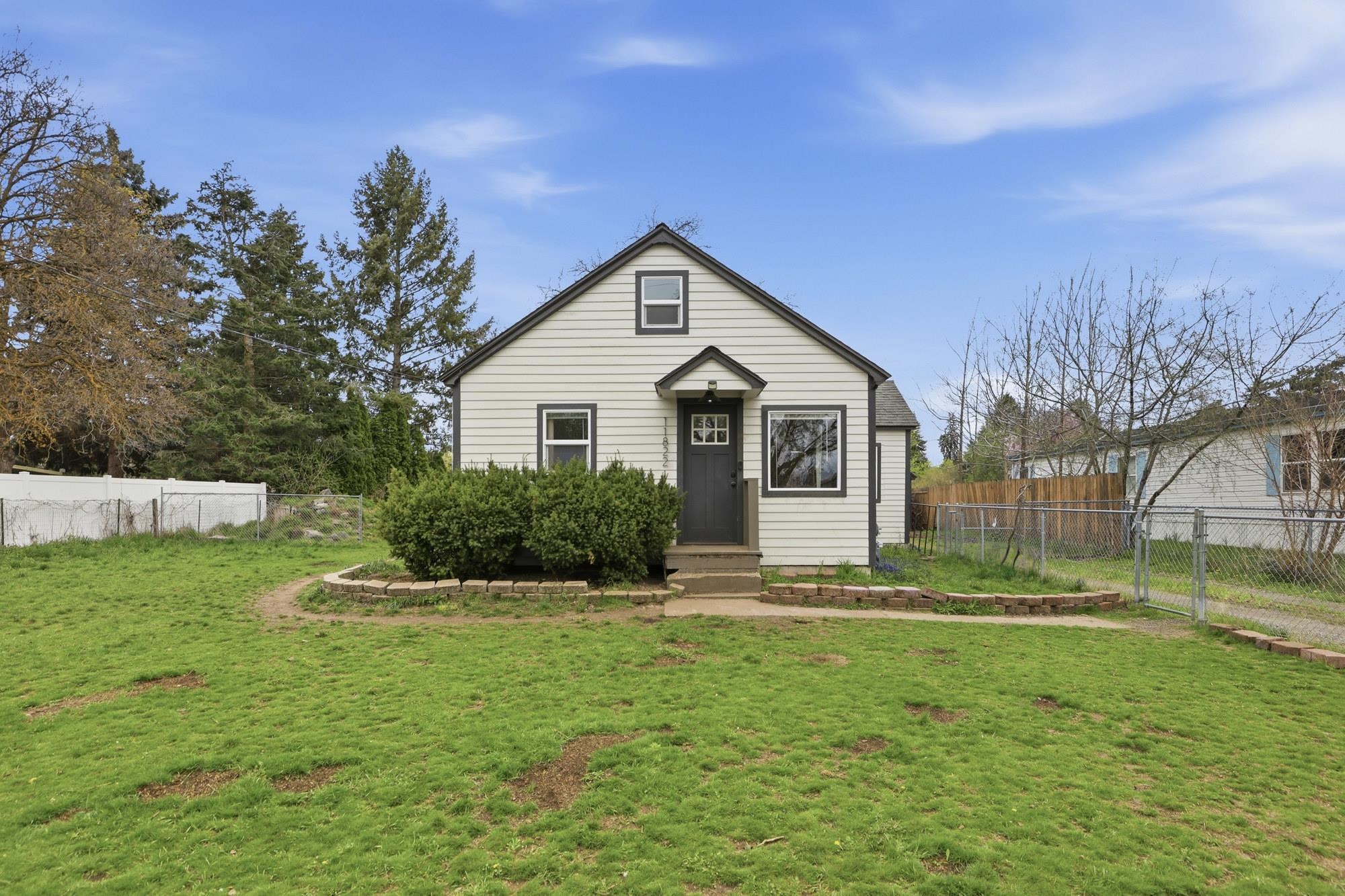11822 E 6th Ave - Photo 29