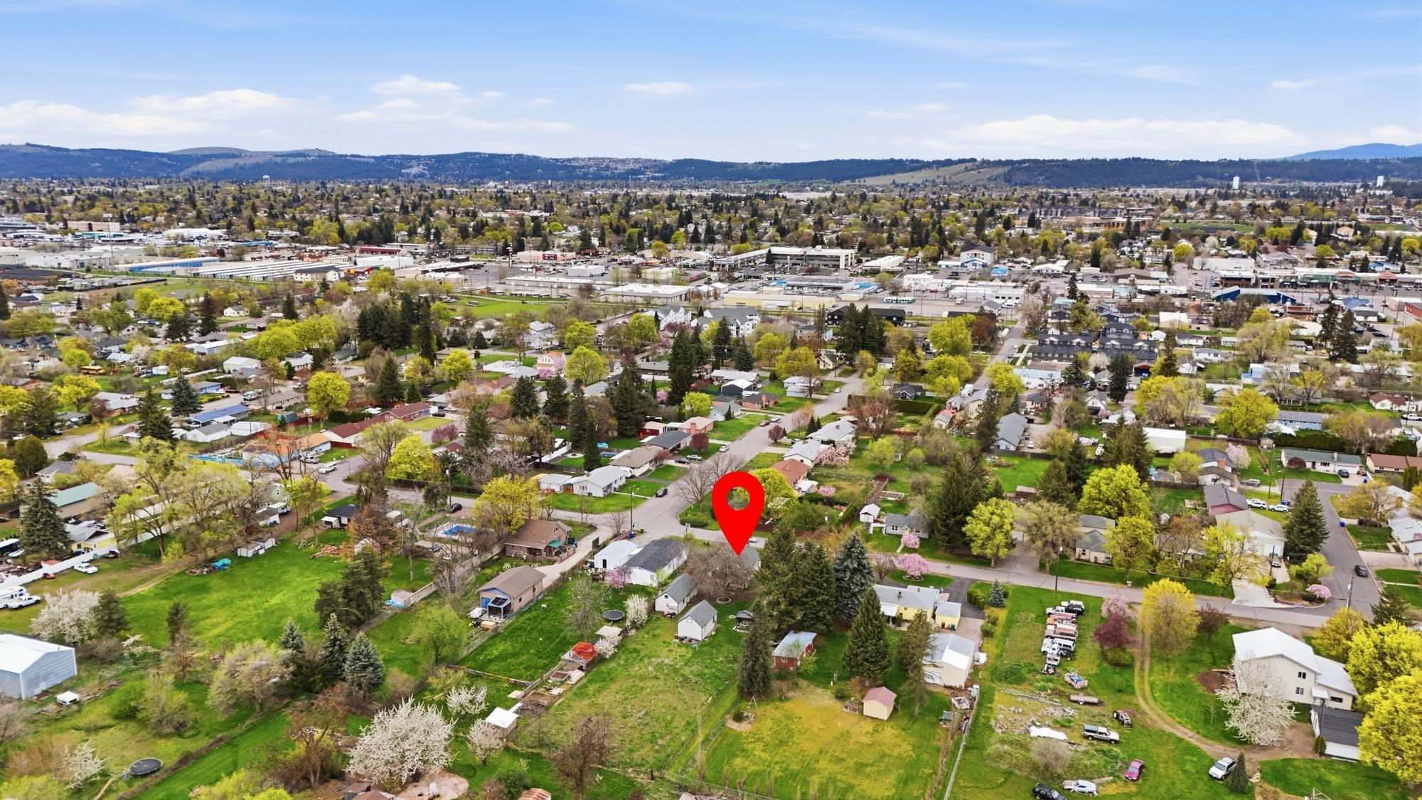 11822 E 6th Ave - Photo 37