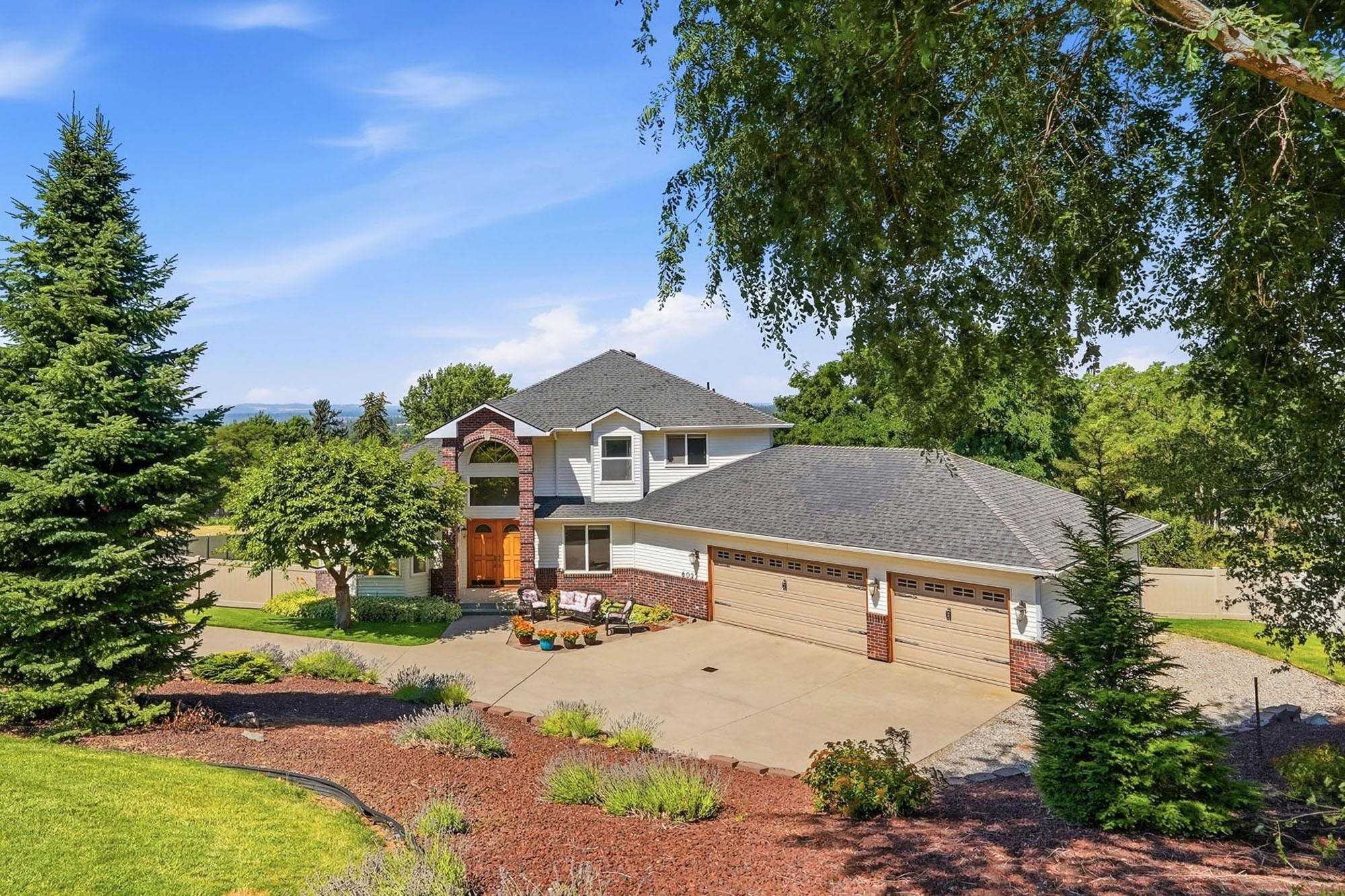 6022 S Dearborn Rd - Photo 1
