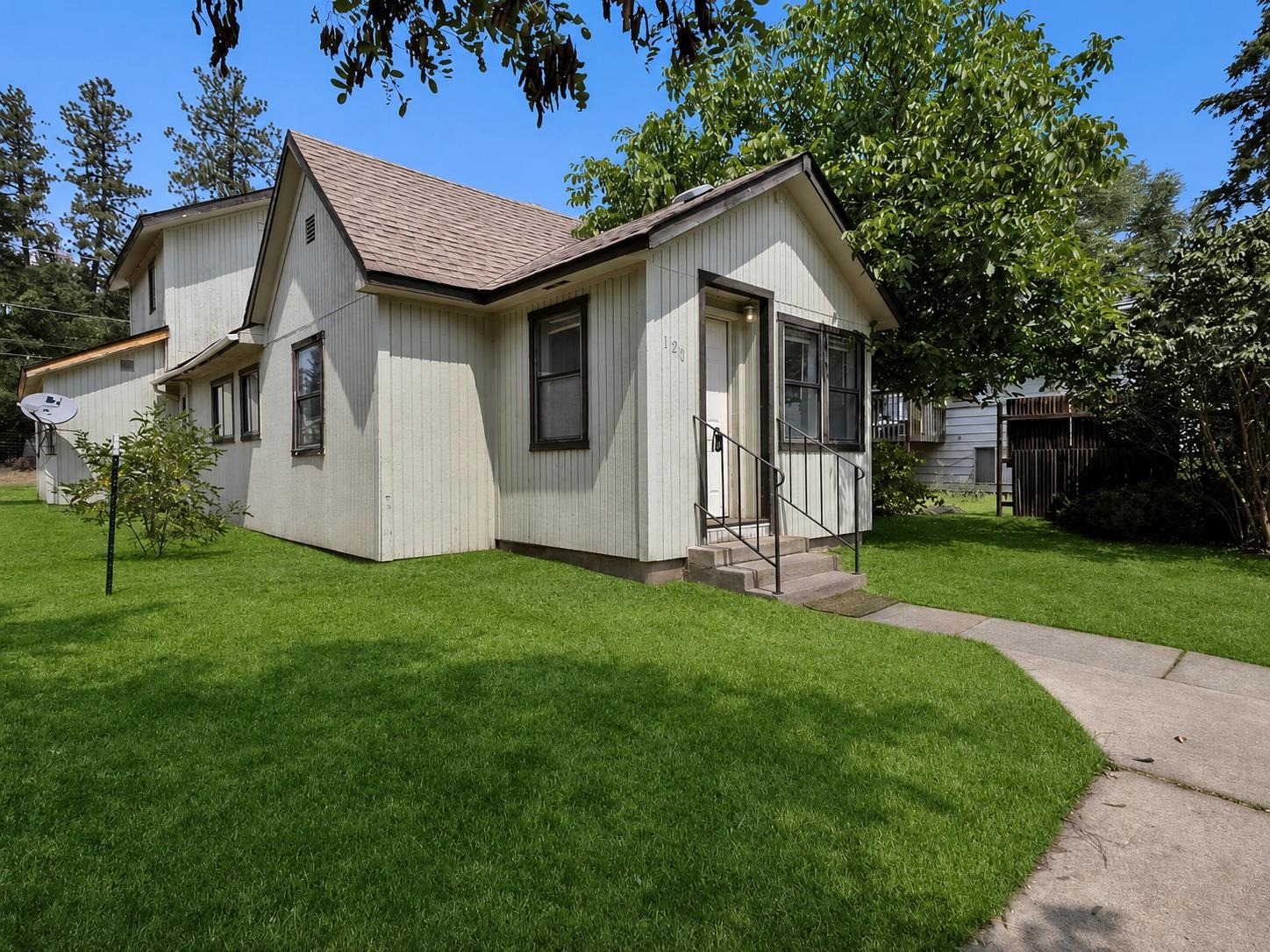 120 W 3rd St - Photo 31