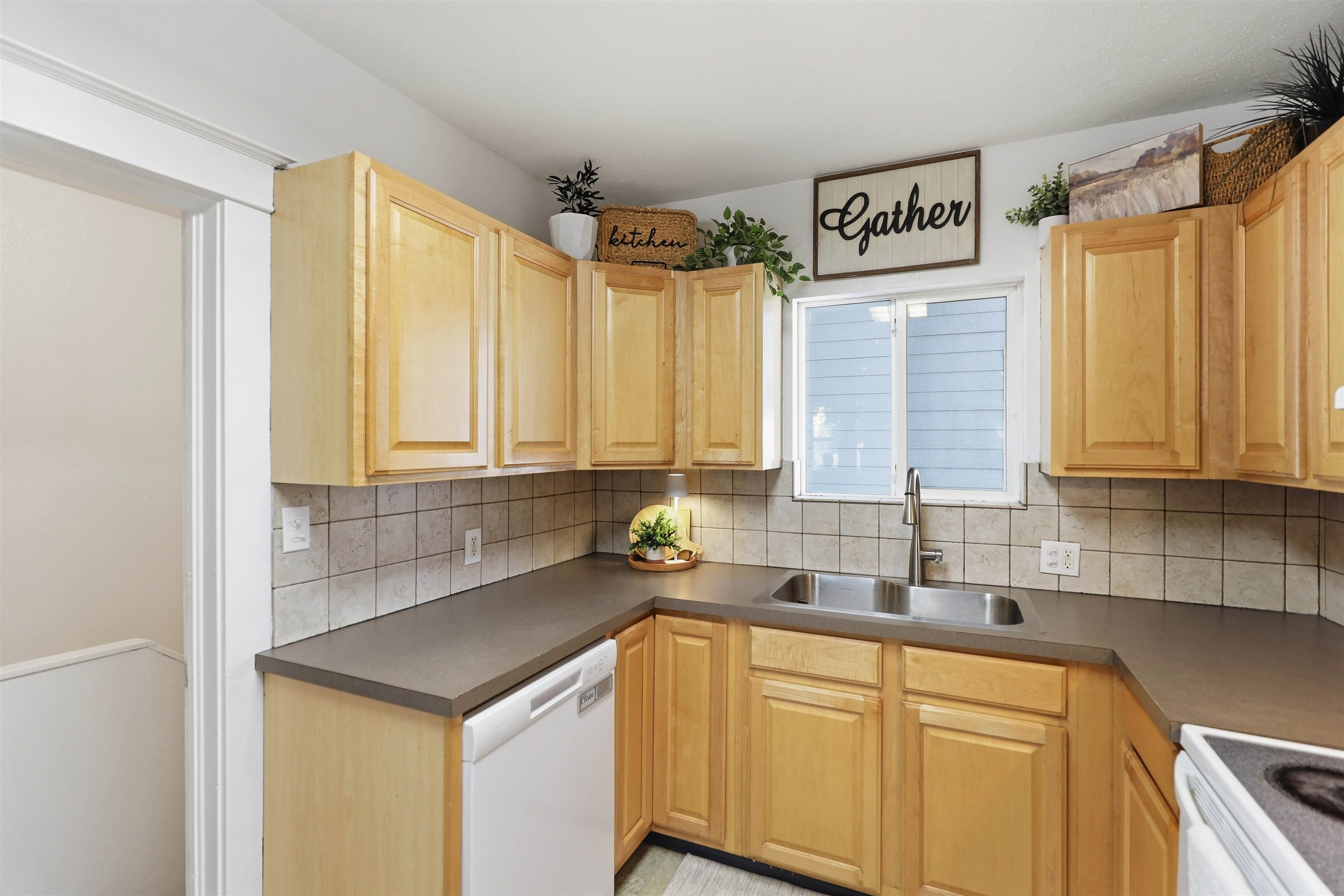 1208 W Gordon Ave - Photo 6