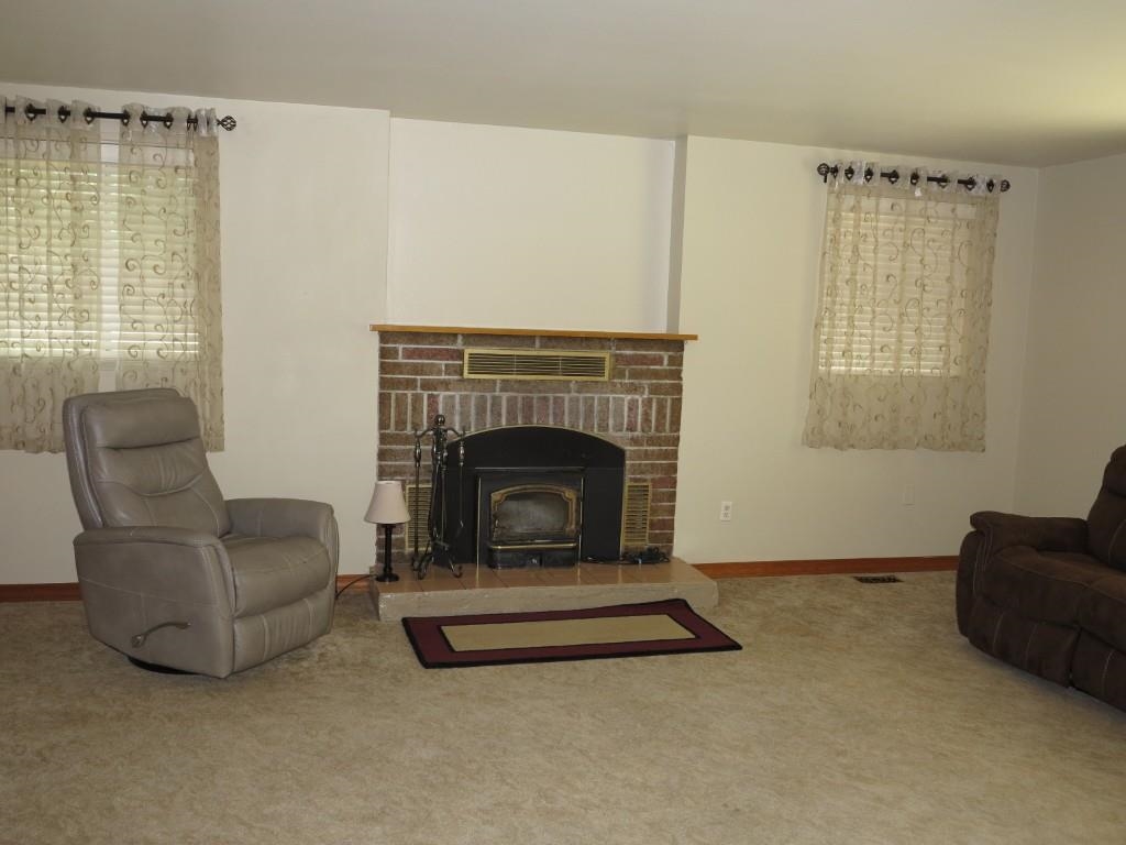 8 W 5th St - Photo 3
