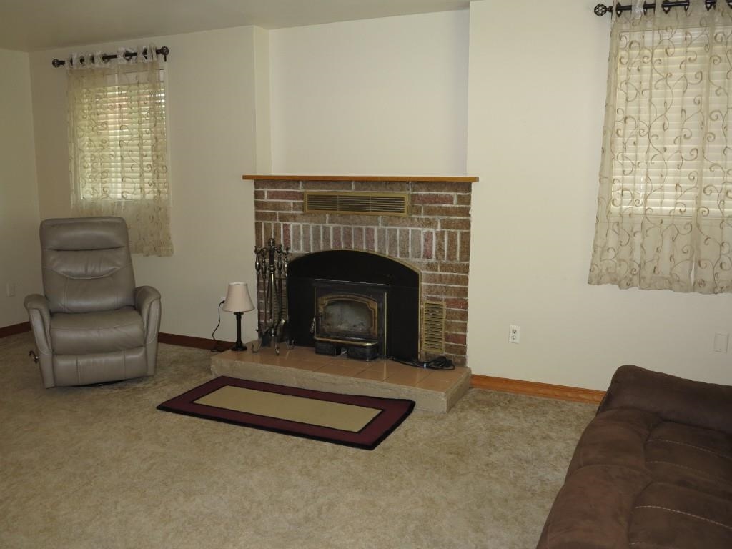 8 W 5th St - Photo 4