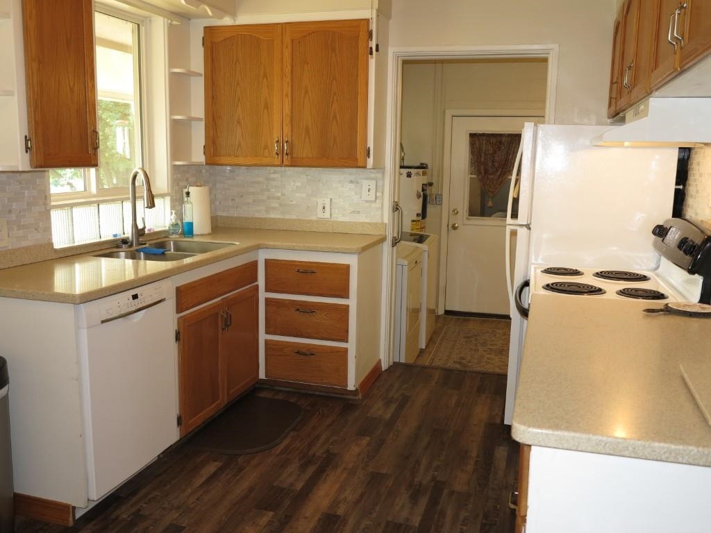8 W 5th St - Photo 10