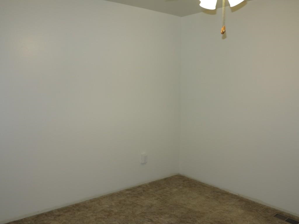 8 W 5th St - Photo 15