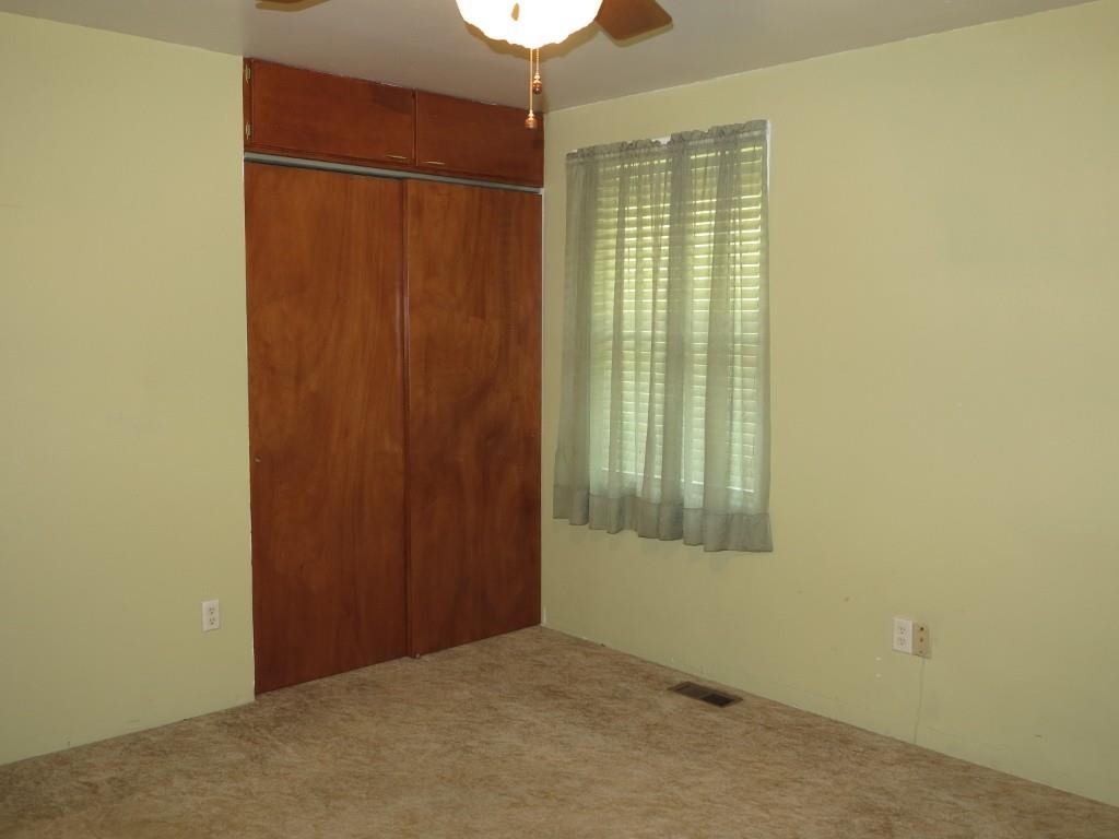 8 W 5th St - Photo 21
